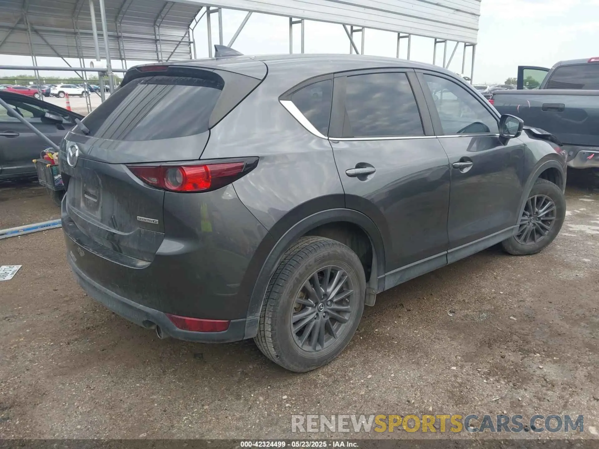 4 Photograph of a damaged car JM3KFACM1L1837714 MAZDA CX-5 2020