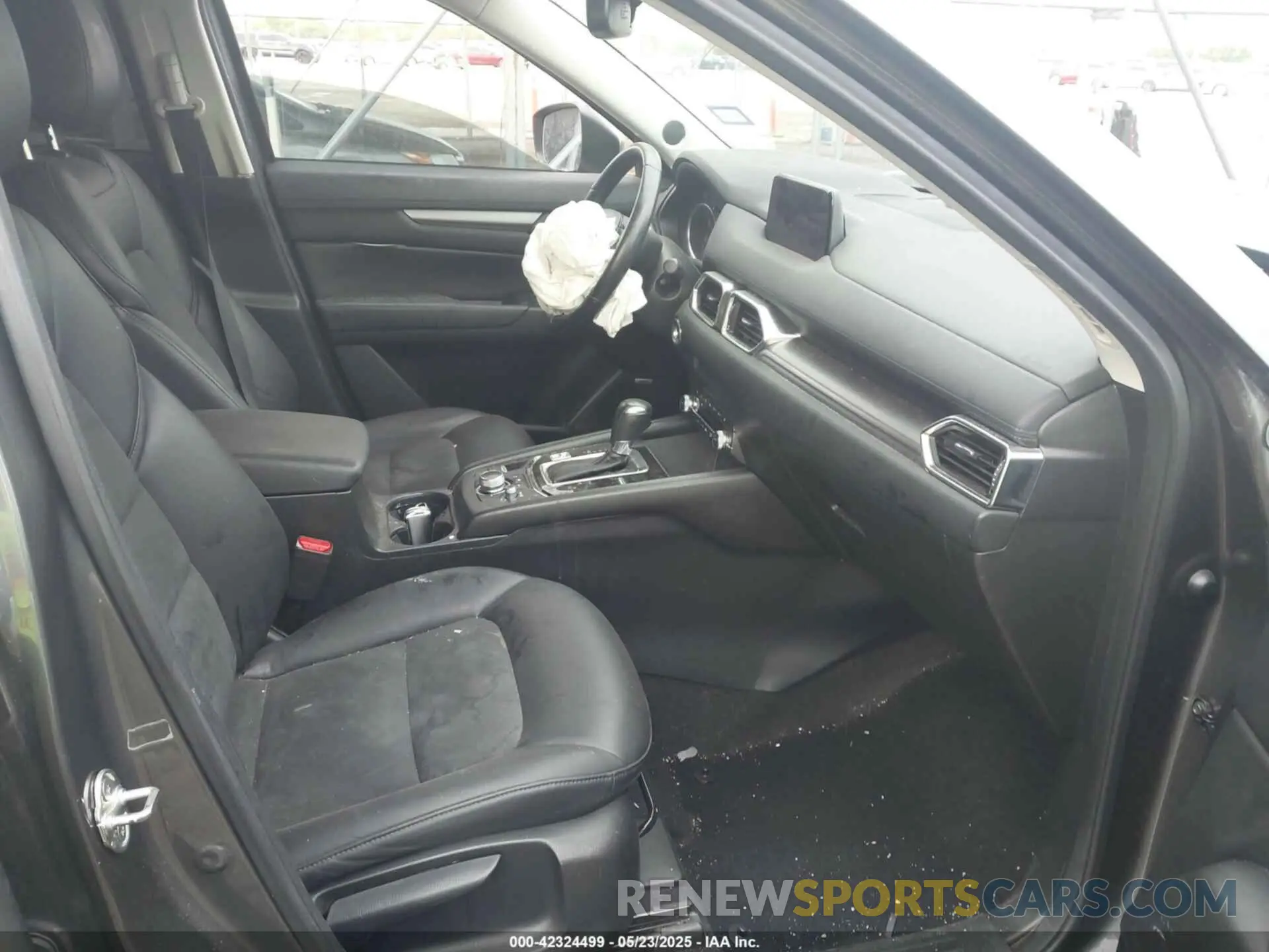 5 Photograph of a damaged car JM3KFACM1L1837714 MAZDA CX-5 2020