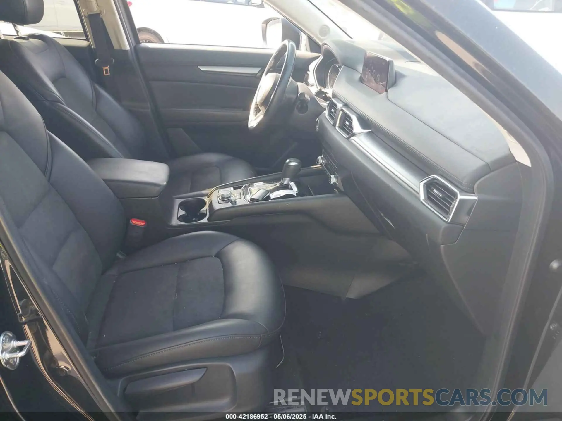 5 Photograph of a damaged car JM3KFACM2L0770241 MAZDA CX-5 2020