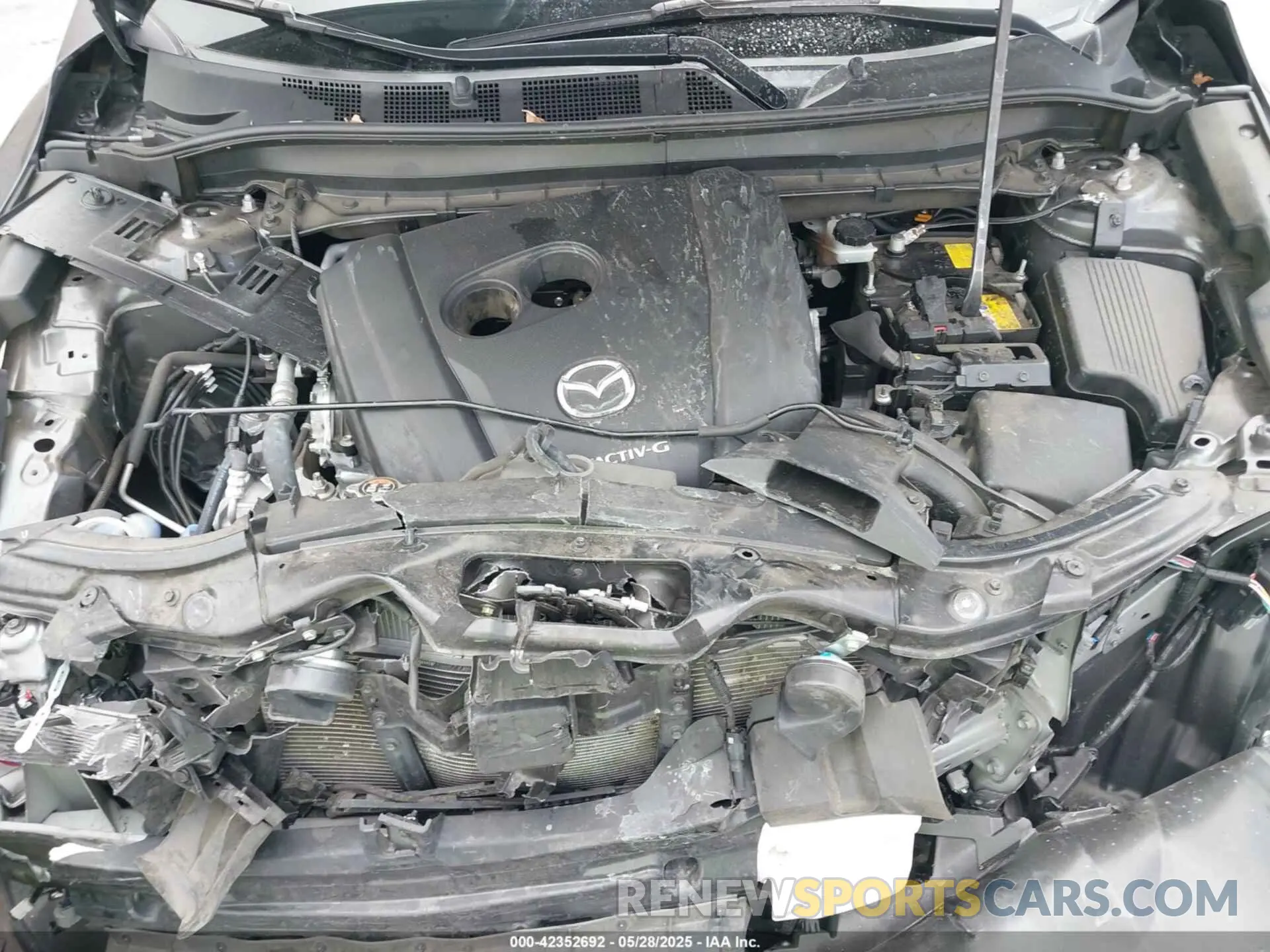 10 Photograph of a damaged car JM3KFACM2L0808292 MAZDA CX-5 2020
