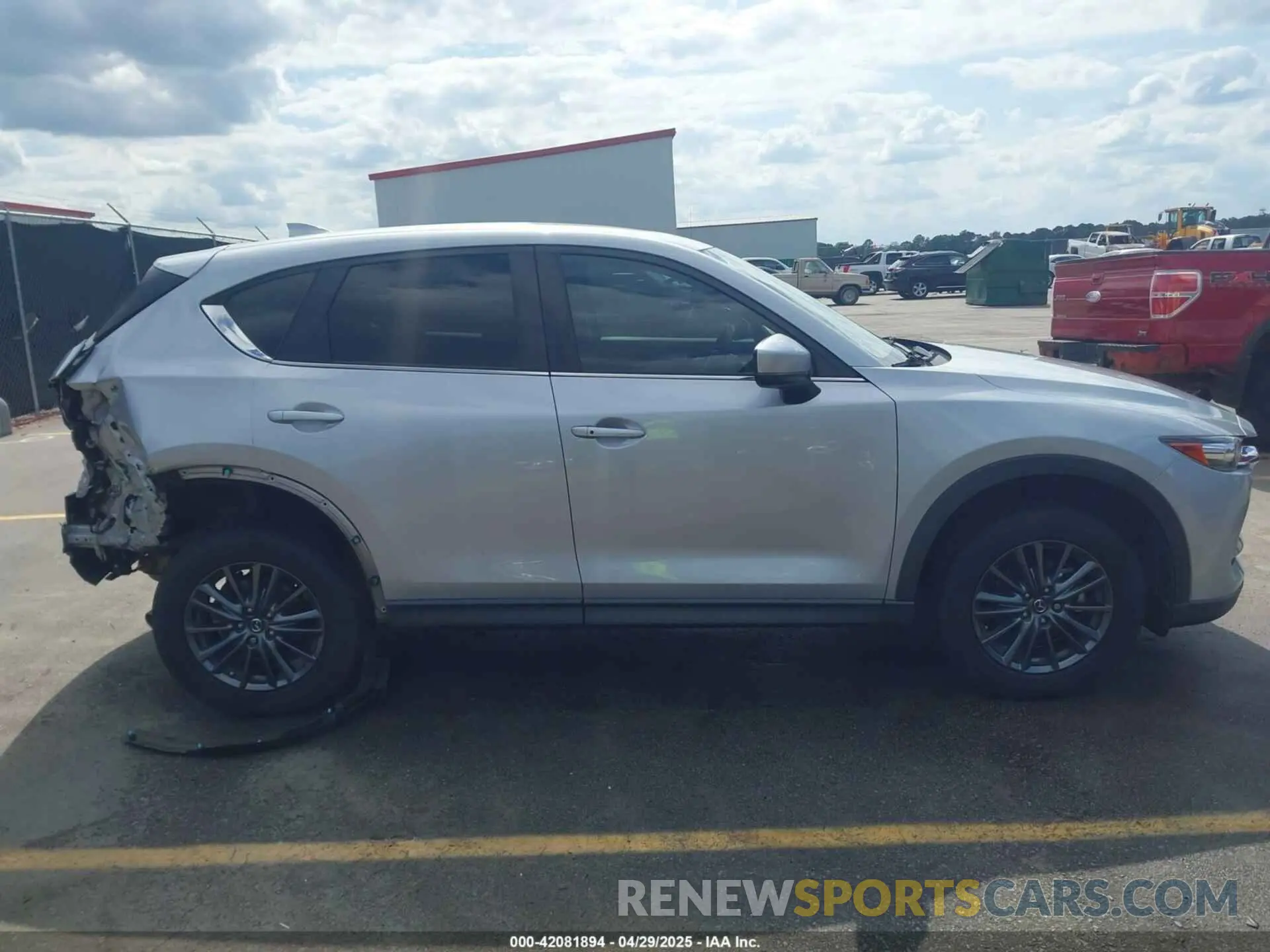 13 Photograph of a damaged car JM3KFACM2L1782061 MAZDA CX-5 2020
