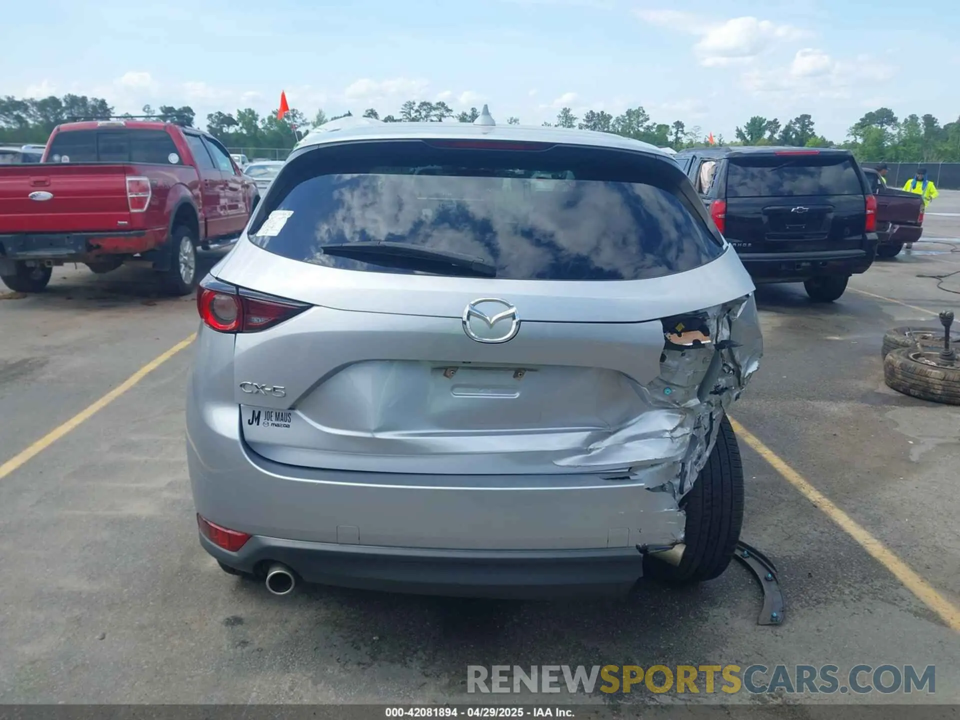 16 Photograph of a damaged car JM3KFACM2L1782061 MAZDA CX-5 2020