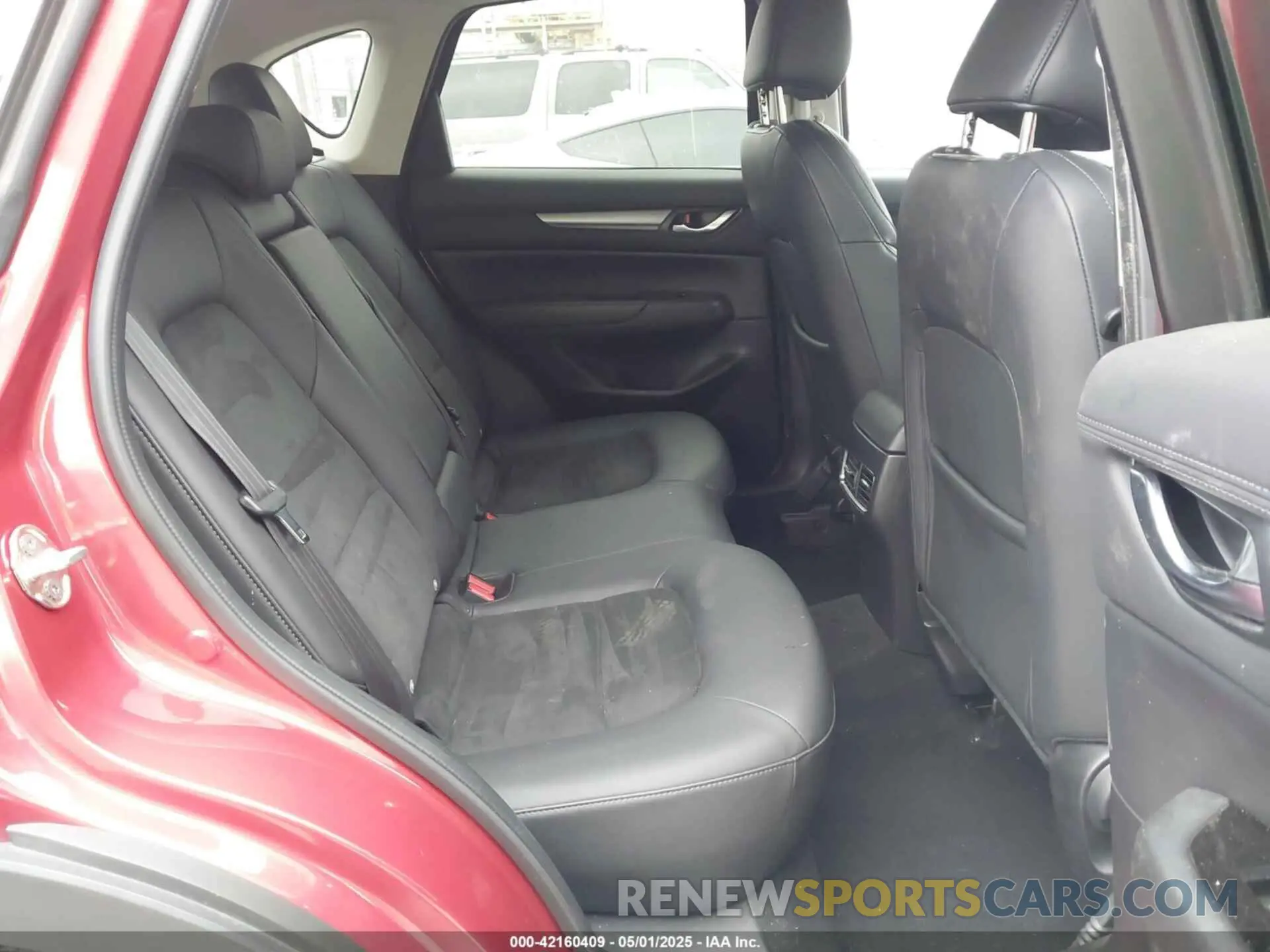 8 Photograph of a damaged car JM3KFACM3L0813131 MAZDA CX-5 2020