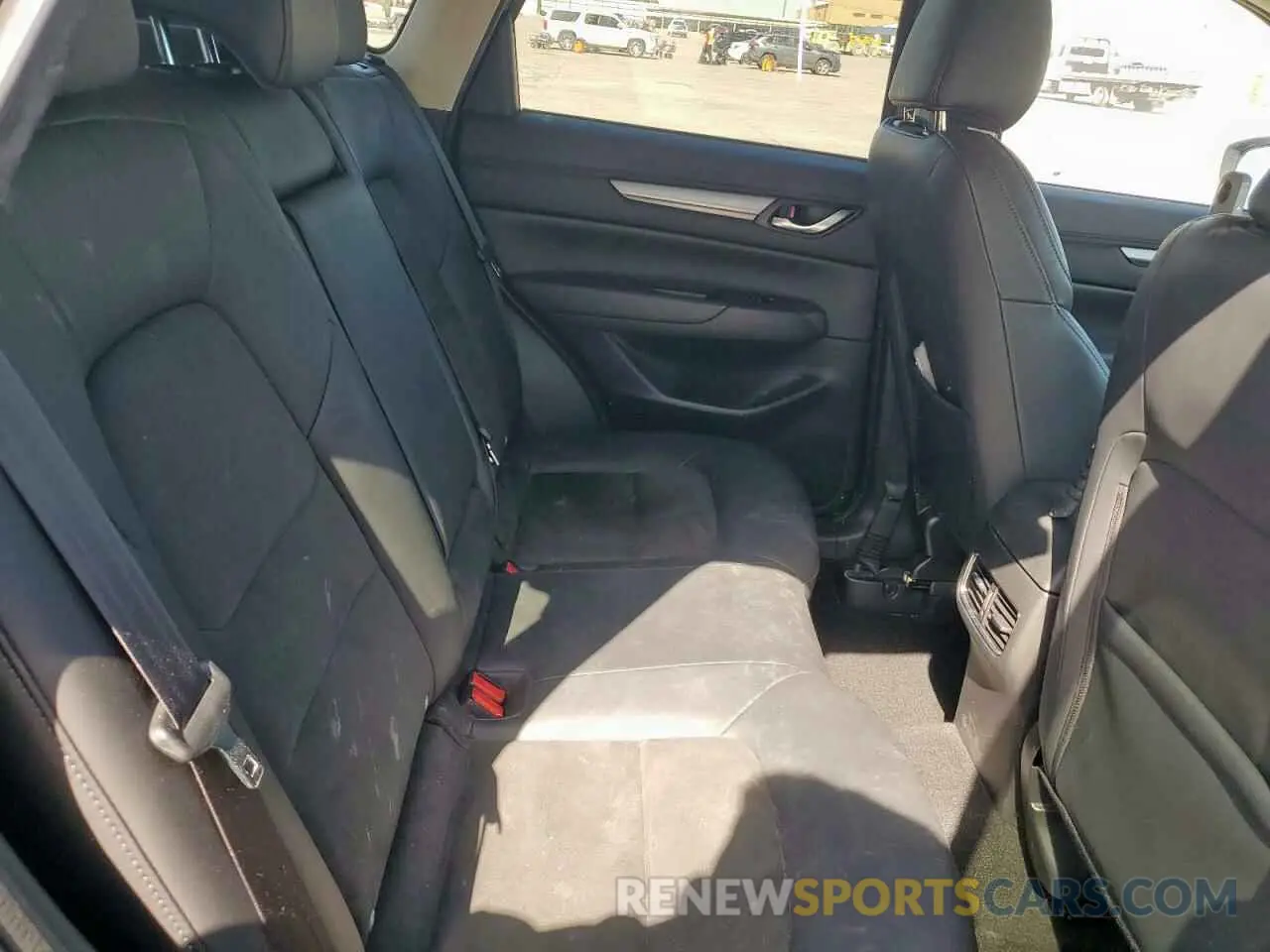 11 Photograph of a damaged car JM3KFACM3L0854830 MAZDA CX-5 2020