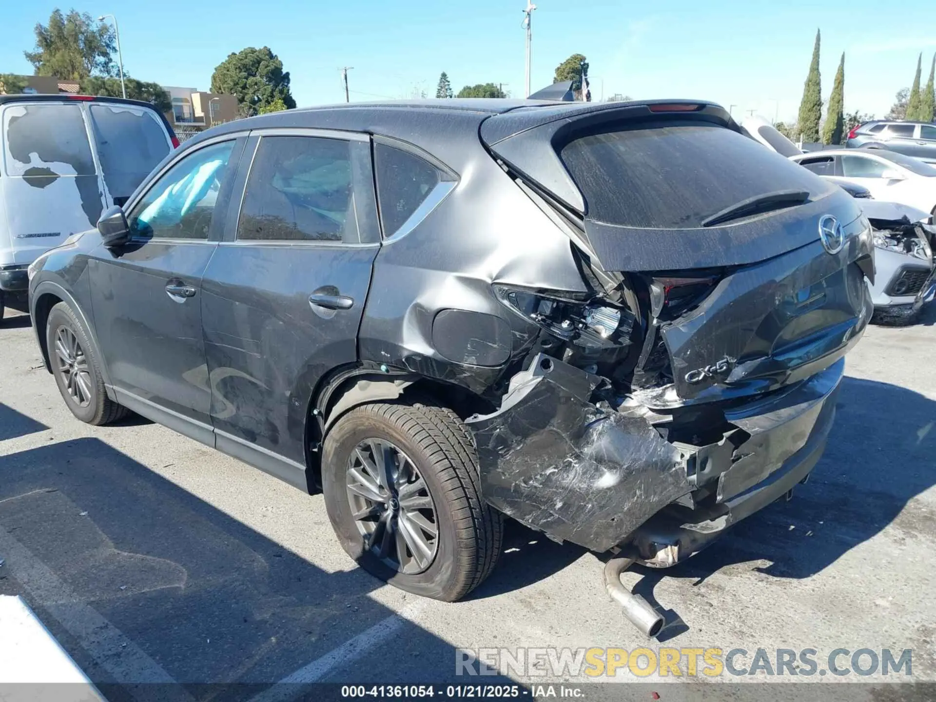13 Photograph of a damaged car JM3KFACM4L0743820 MAZDA CX-5 2020