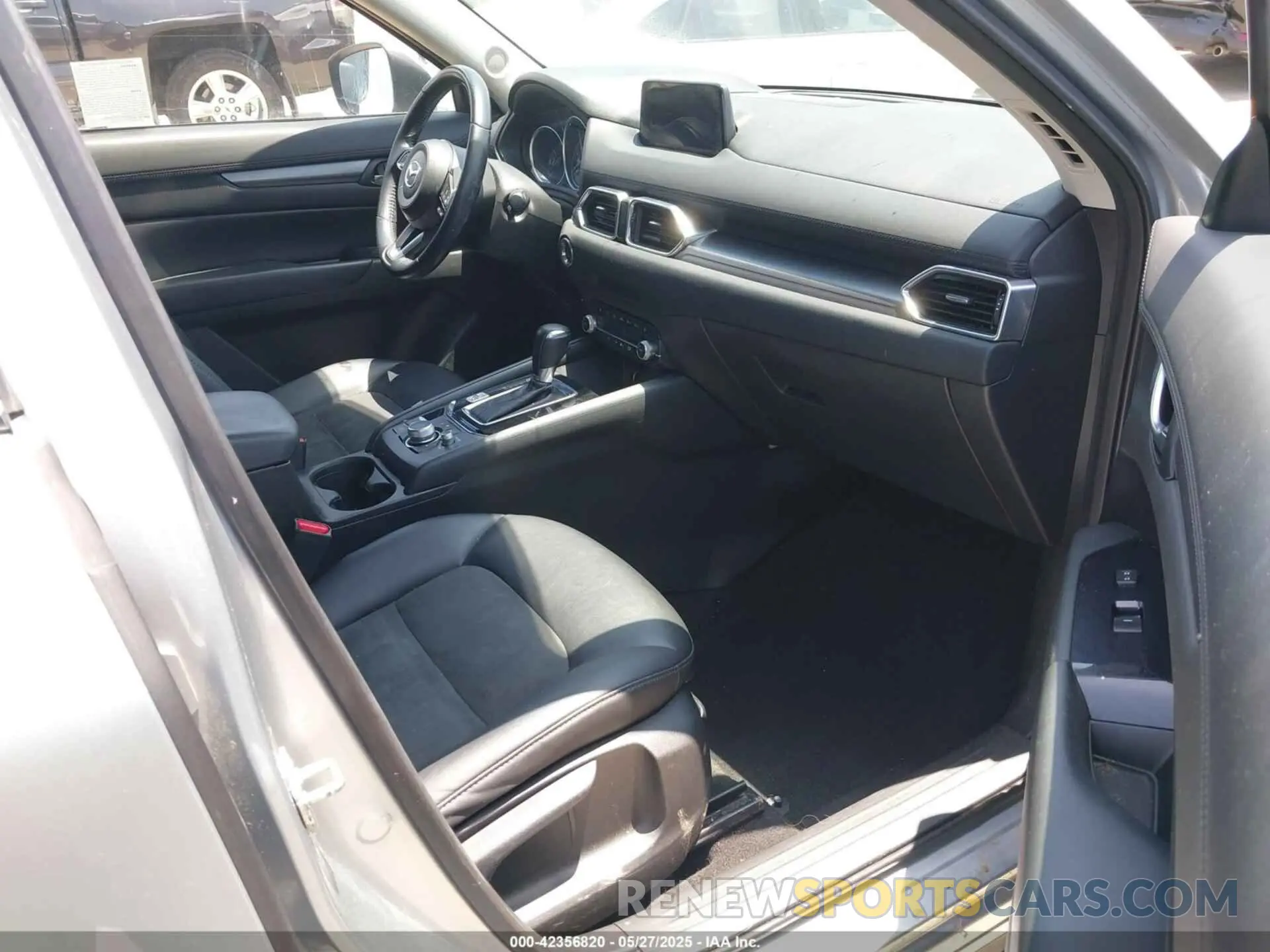5 Photograph of a damaged car JM3KFACM4L0753683 MAZDA CX-5 2020