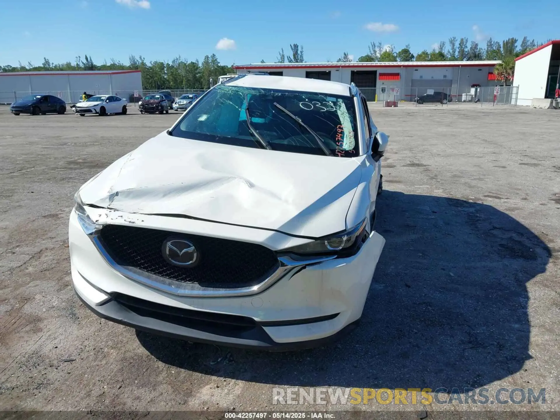 12 Photograph of a damaged car JM3KFACM4L0790328 MAZDA CX-5 2020