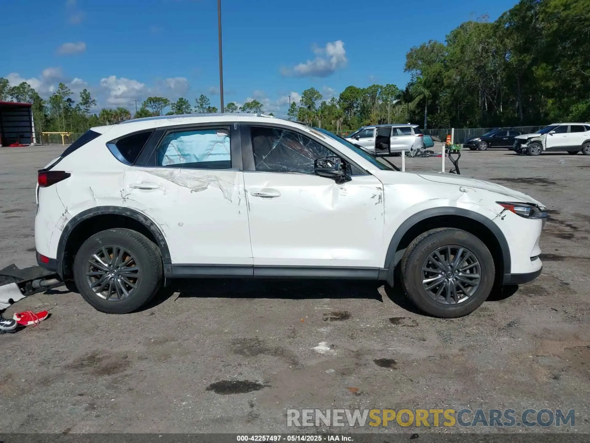 13 Photograph of a damaged car JM3KFACM4L0790328 MAZDA CX-5 2020