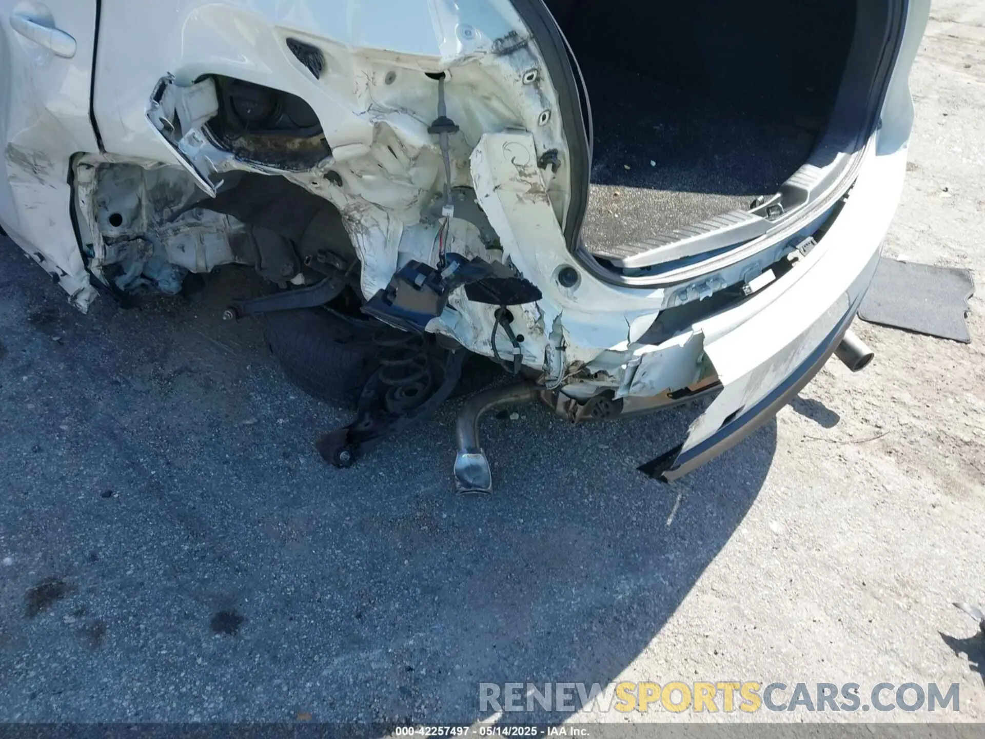 6 Photograph of a damaged car JM3KFACM4L0790328 MAZDA CX-5 2020