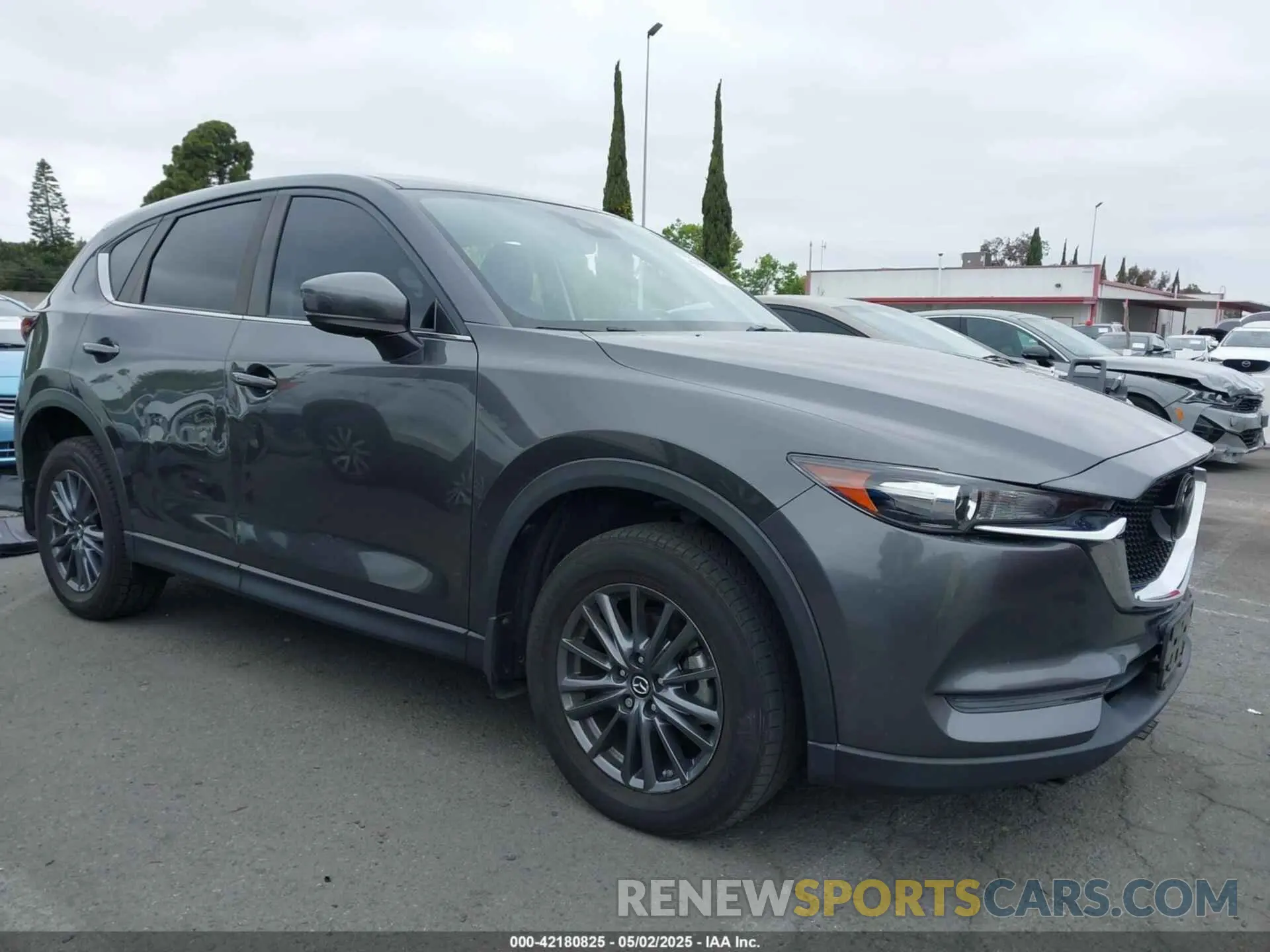 1 Photograph of a damaged car JM3KFACM5L0733605 MAZDA CX-5 2020