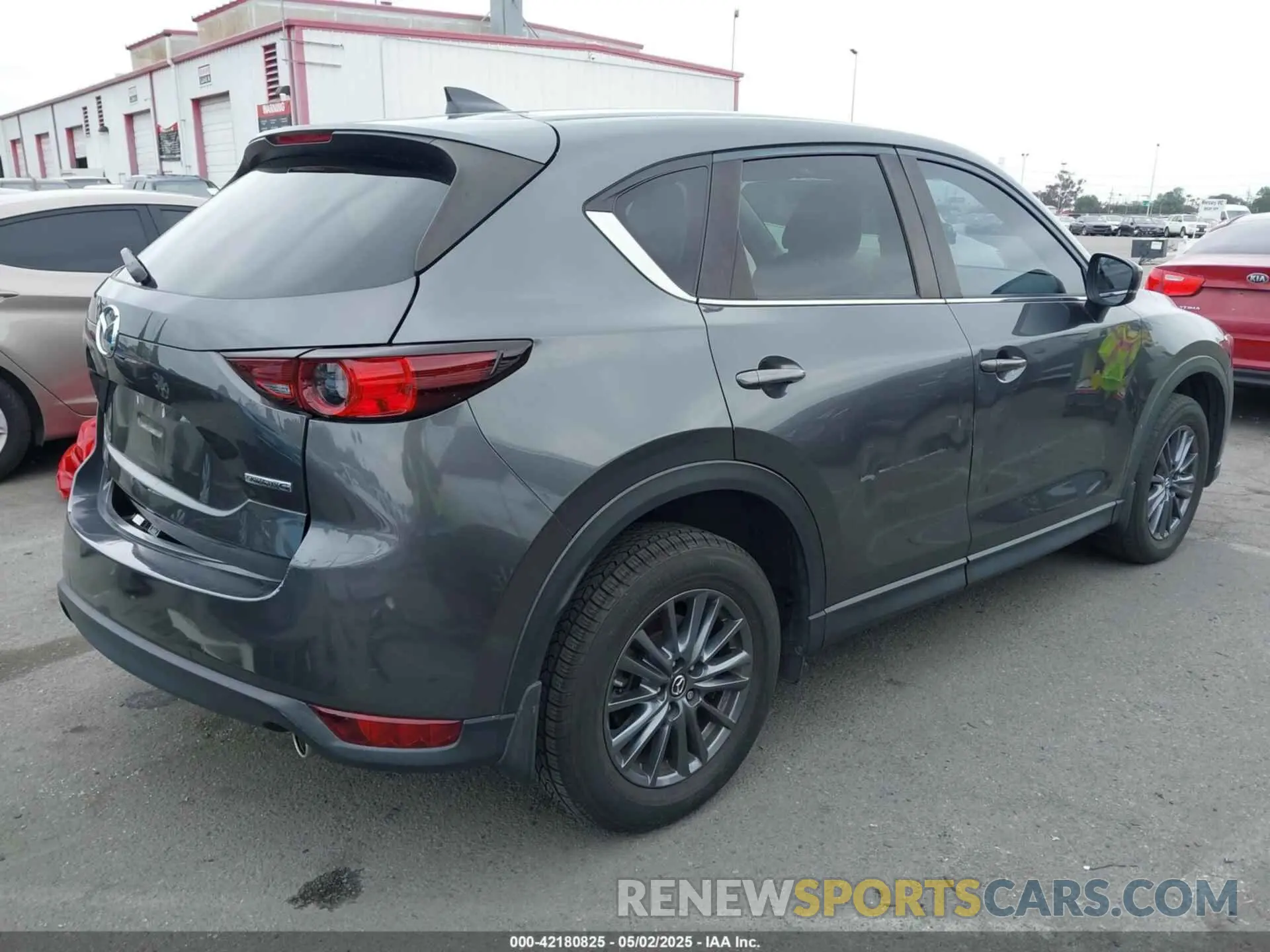 4 Photograph of a damaged car JM3KFACM5L0733605 MAZDA CX-5 2020