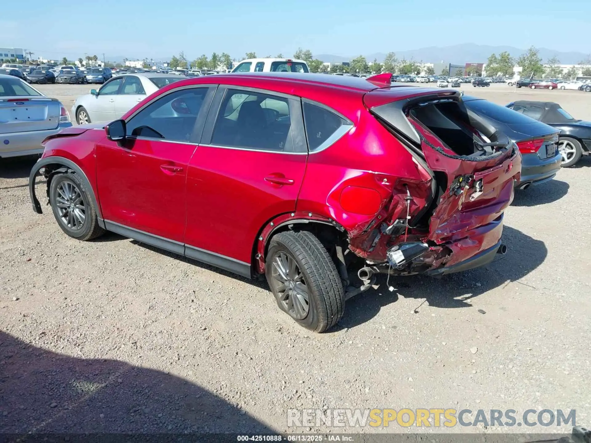3 Photograph of a damaged car JM3KFACM6L0803256 MAZDA CX-5 2020