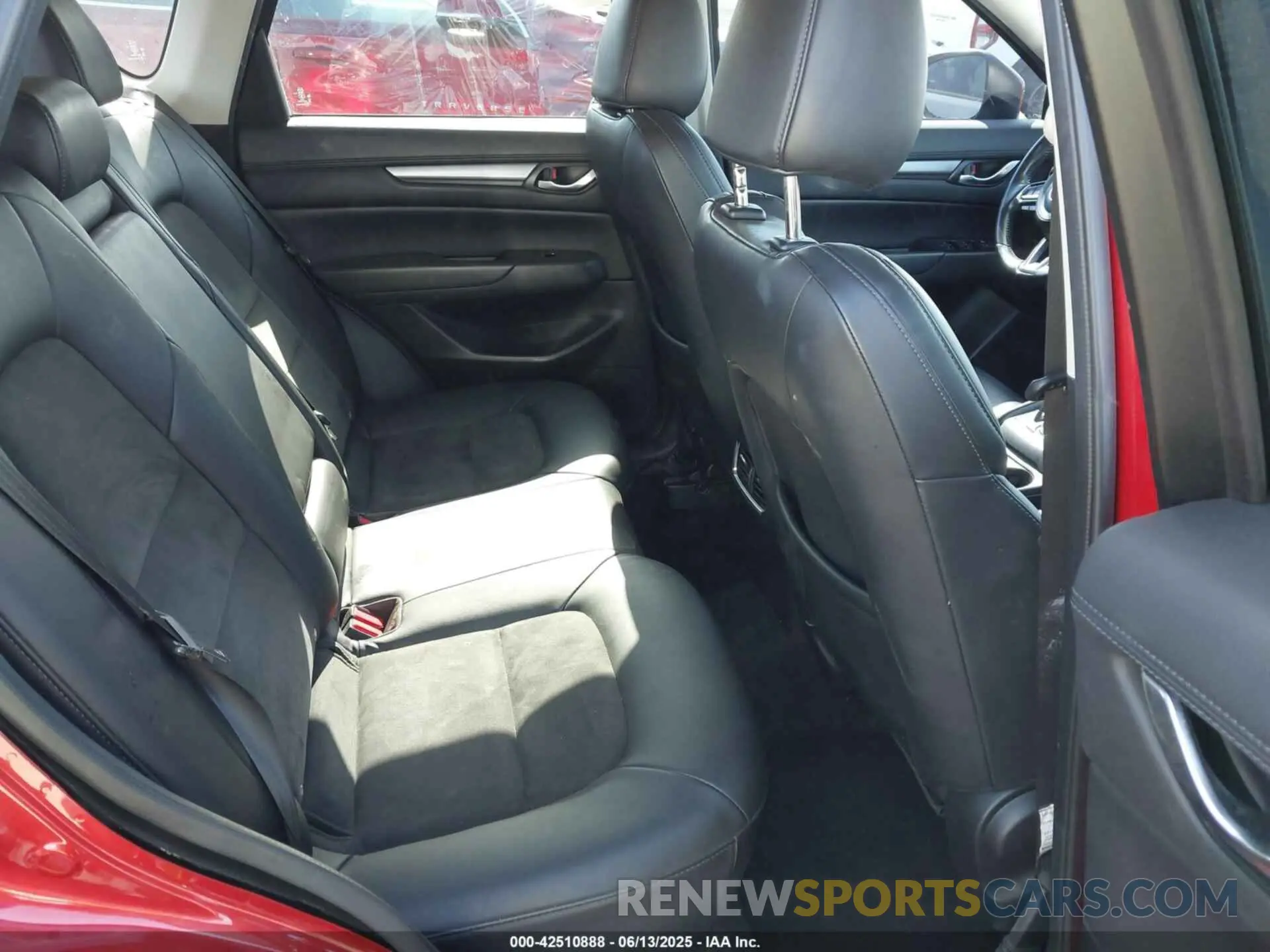 8 Photograph of a damaged car JM3KFACM6L0803256 MAZDA CX-5 2020