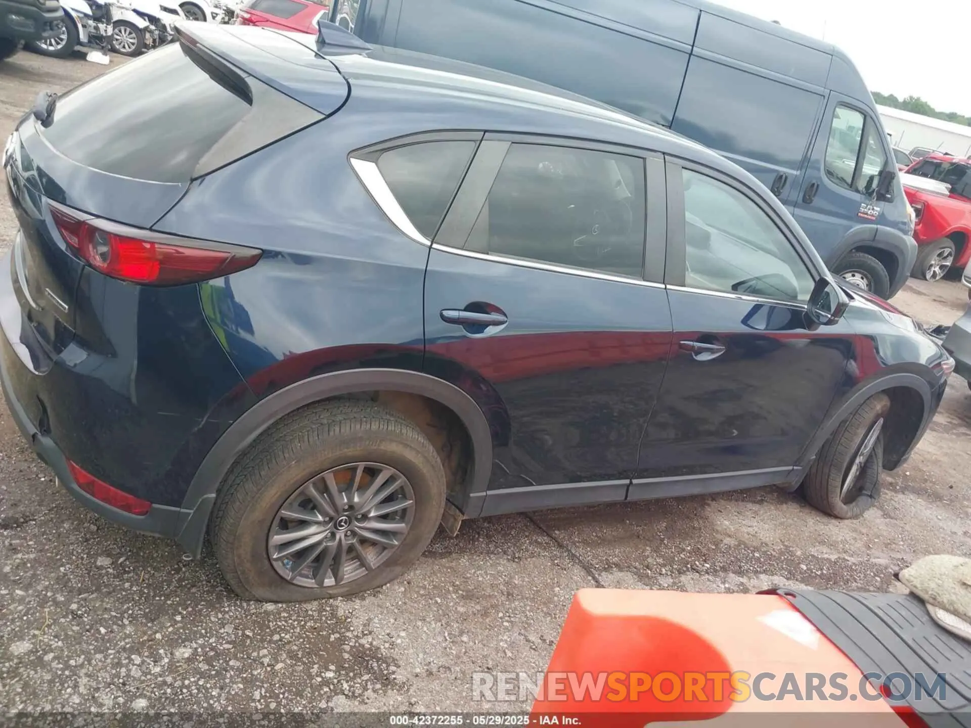 13 Photograph of a damaged car JM3KFACM6L1809262 MAZDA CX-5 2020