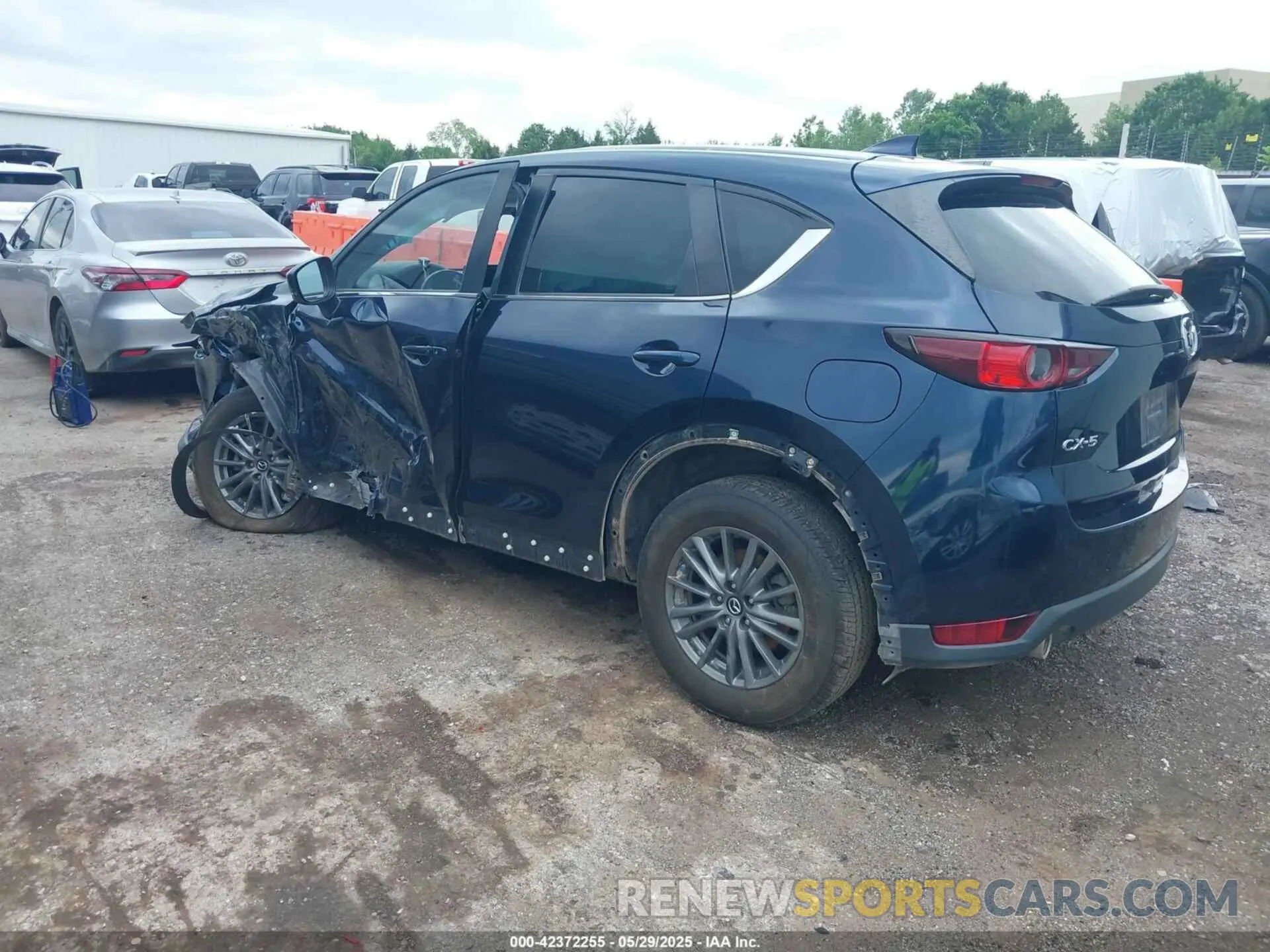 3 Photograph of a damaged car JM3KFACM6L1809262 MAZDA CX-5 2020