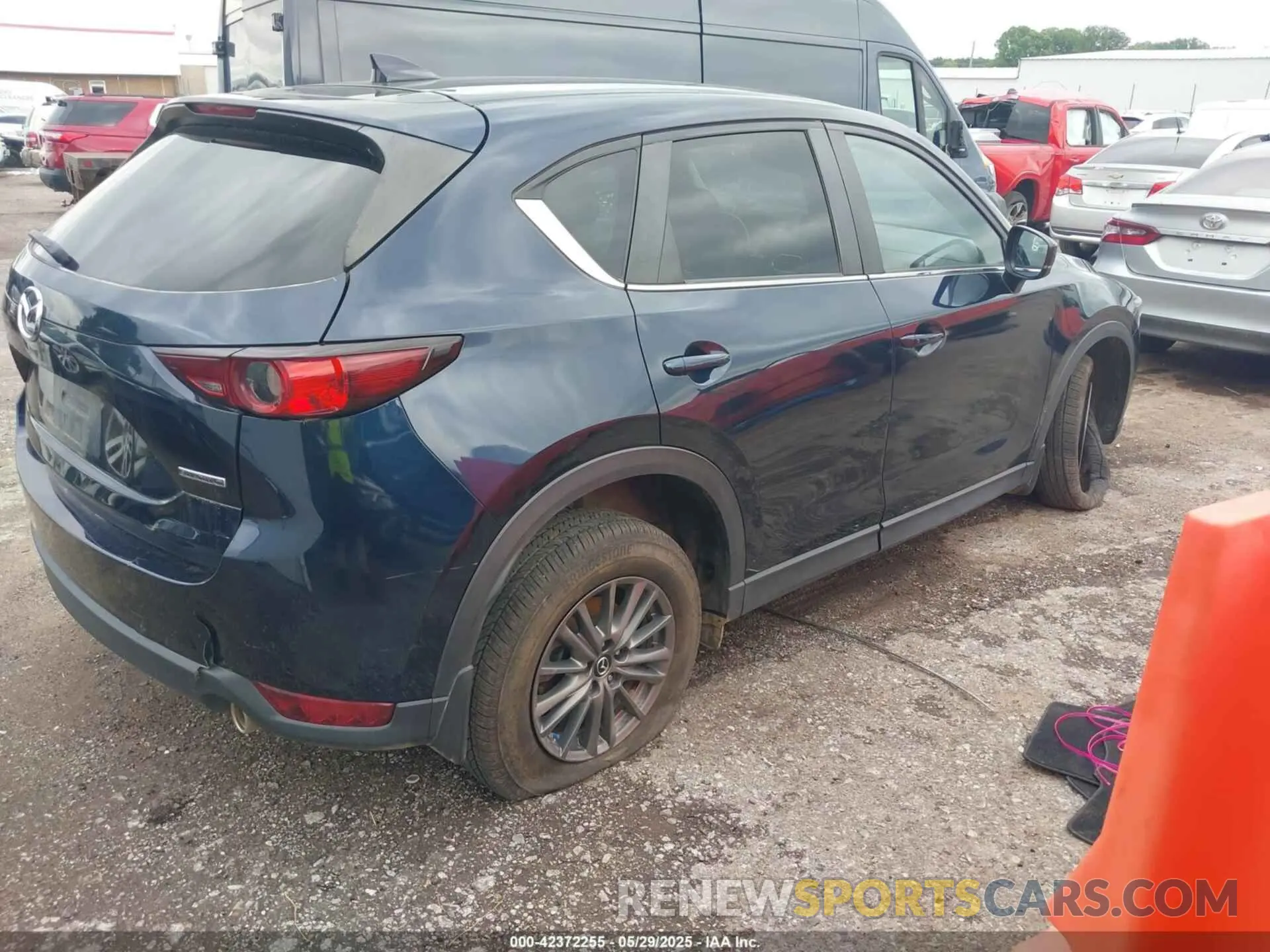 4 Photograph of a damaged car JM3KFACM6L1809262 MAZDA CX-5 2020
