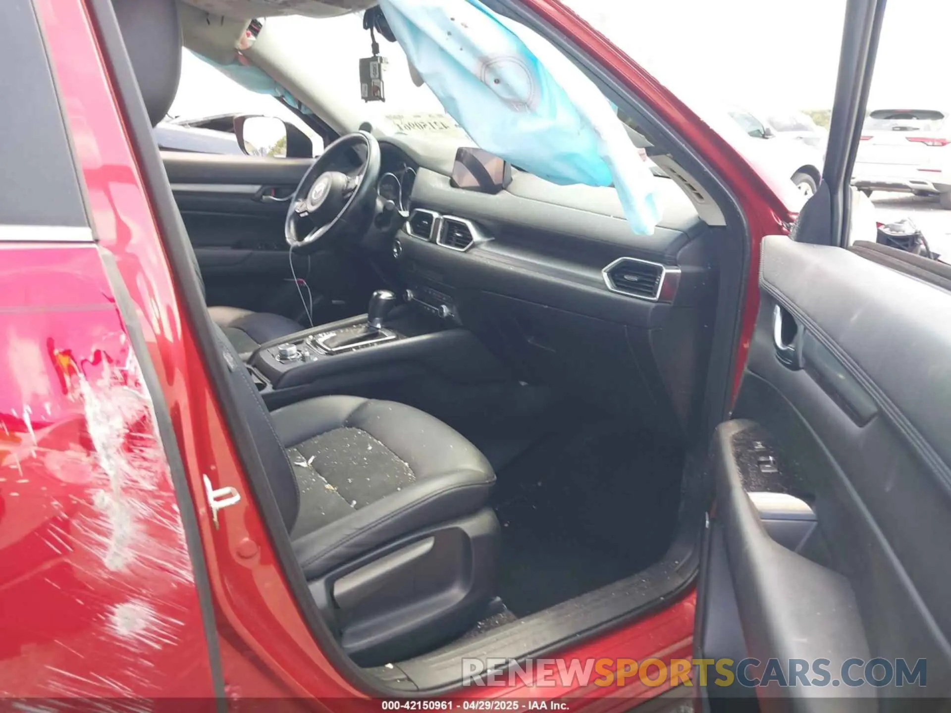 5 Photograph of a damaged car JM3KFACM6L1829642 MAZDA CX-5 2020