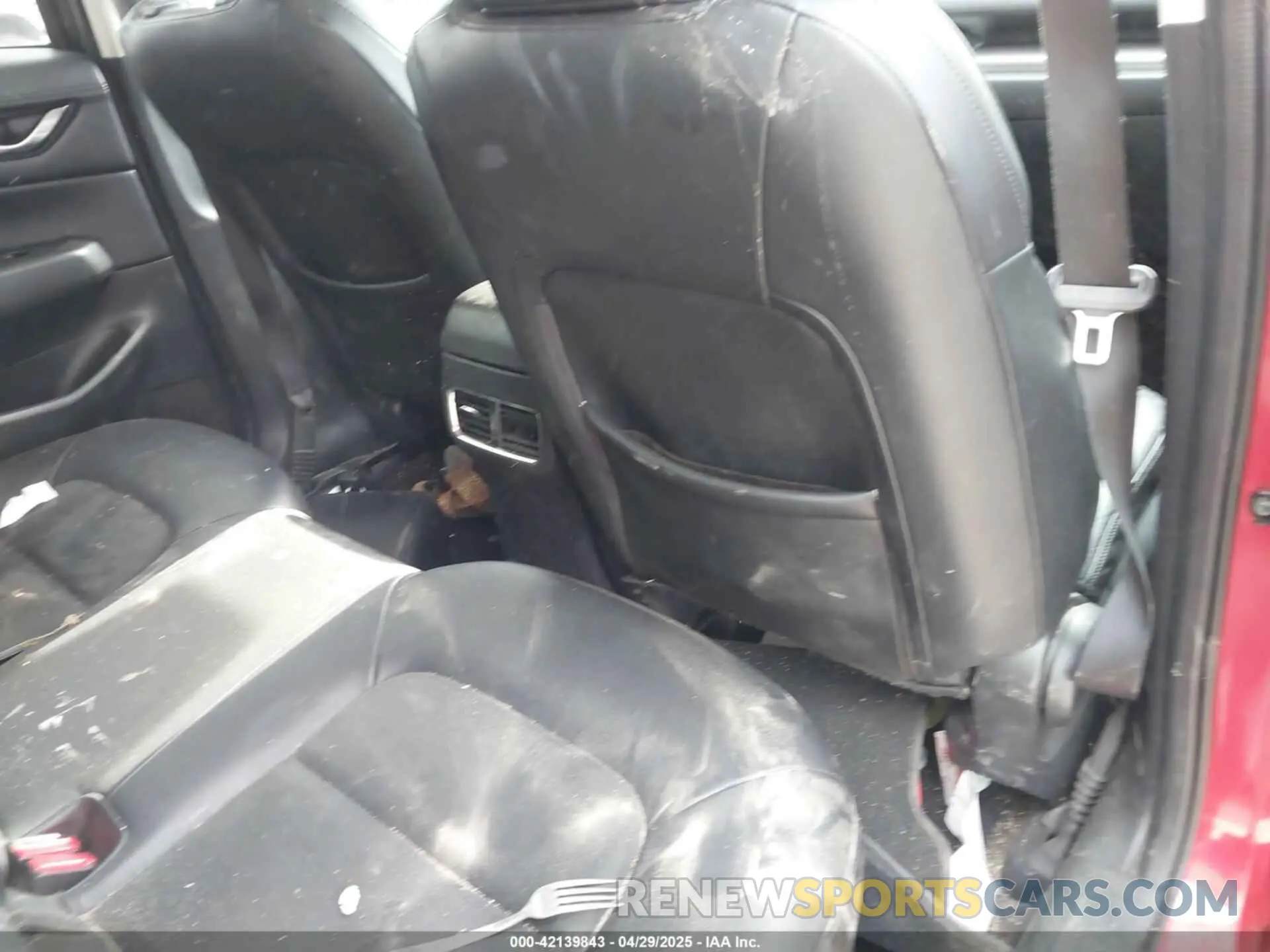 8 Photograph of a damaged car JM3KFACM7L0783227 MAZDA CX-5 2020