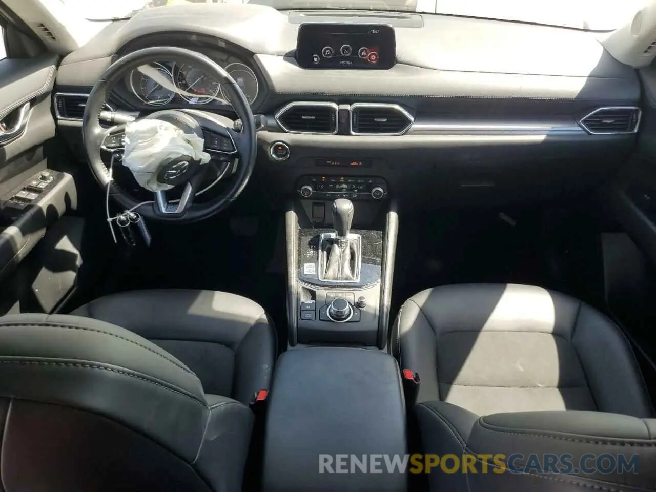 8 Photograph of a damaged car JM3KFACM7L0833480 MAZDA CX-5 2020