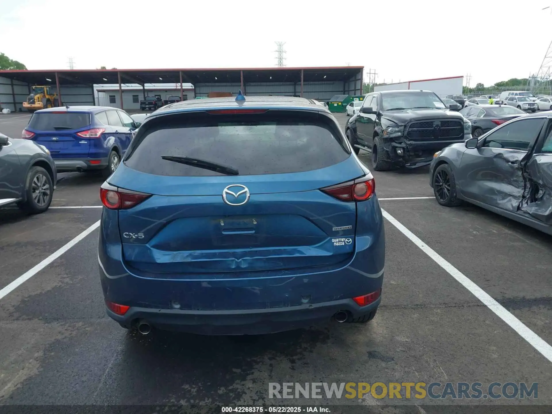 17 Photograph of a damaged car JM3KFACM8L0793166 MAZDA CX-5 2020
