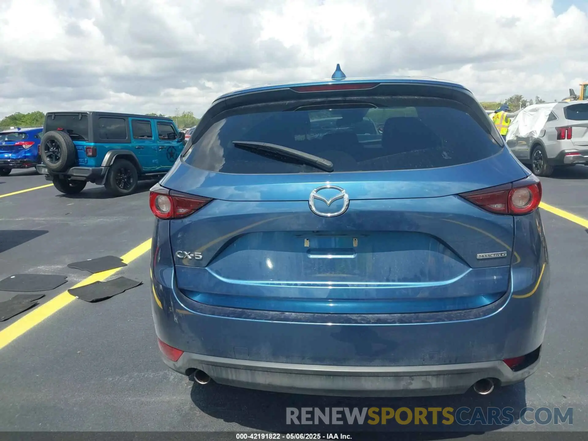 16 Photograph of a damaged car JM3KFACM8L0851437 MAZDA CX-5 2020