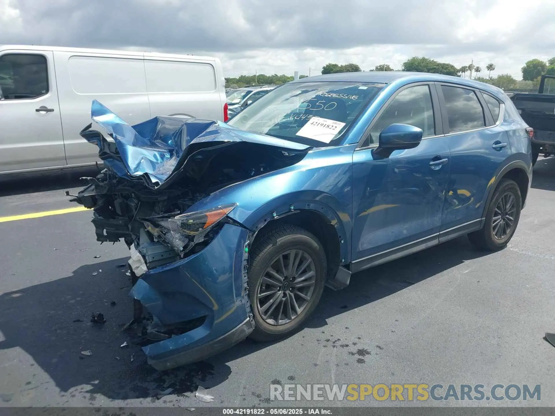 2 Photograph of a damaged car JM3KFACM8L0851437 MAZDA CX-5 2020
