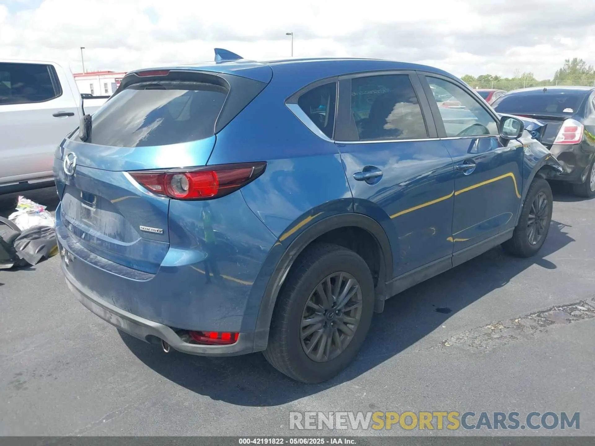 4 Photograph of a damaged car JM3KFACM8L0851437 MAZDA CX-5 2020