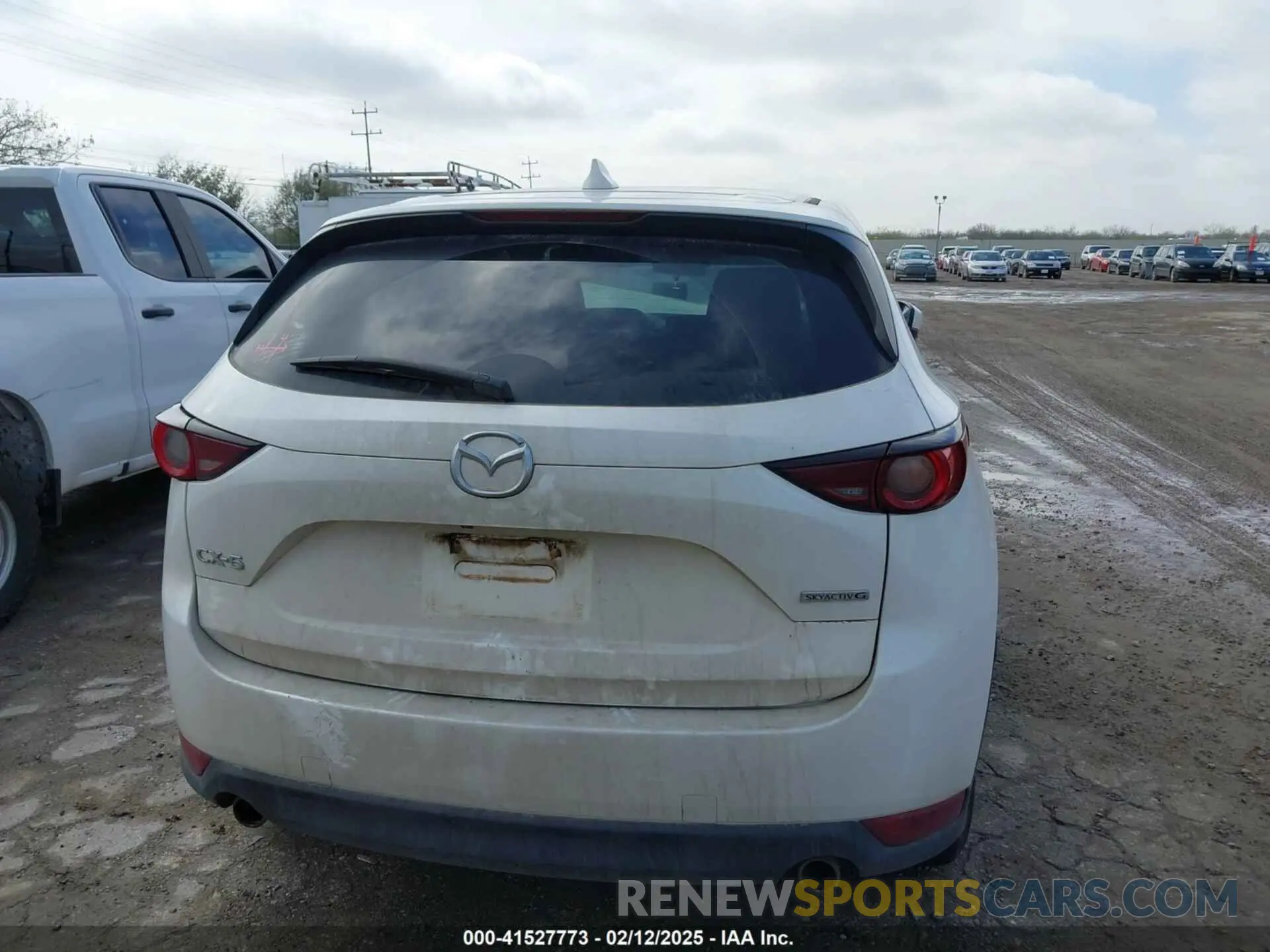 17 Photograph of a damaged car JM3KFACM9L0771919 MAZDA CX-5 2020
