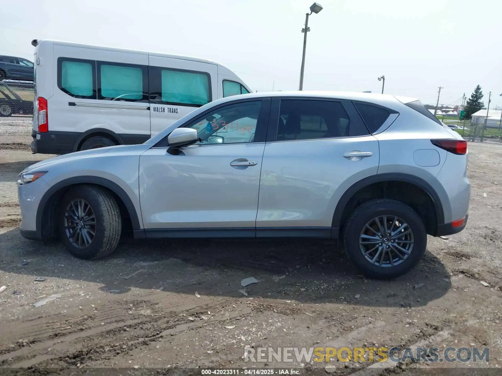 14 Photograph of a damaged car JM3KFACM9L0785464 MAZDA CX-5 2020