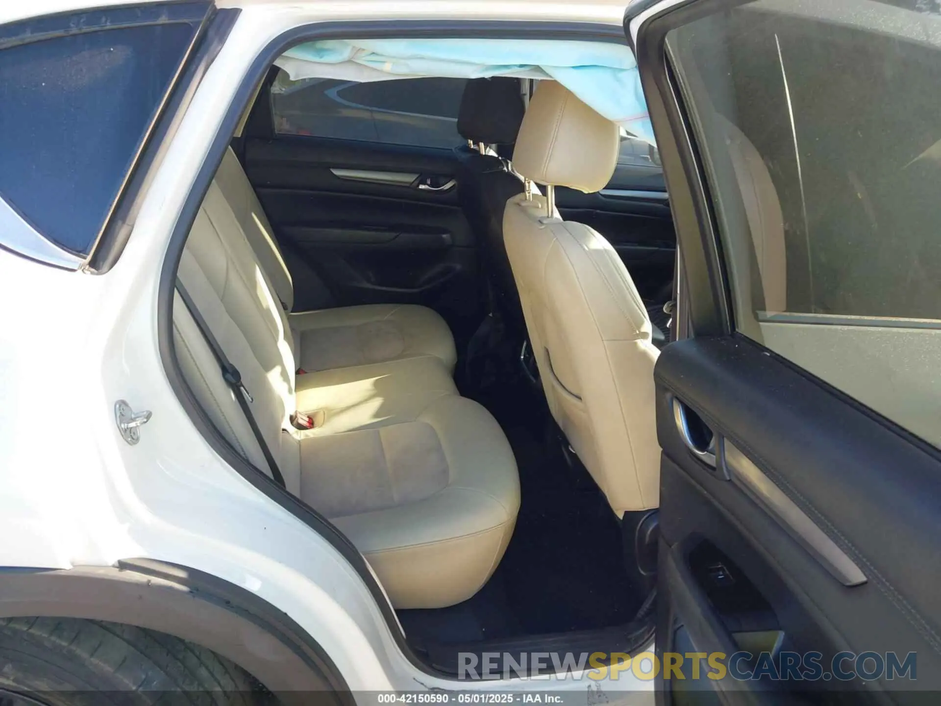 8 Photograph of a damaged car JM3KFACMXL0731610 MAZDA CX-5 2020
