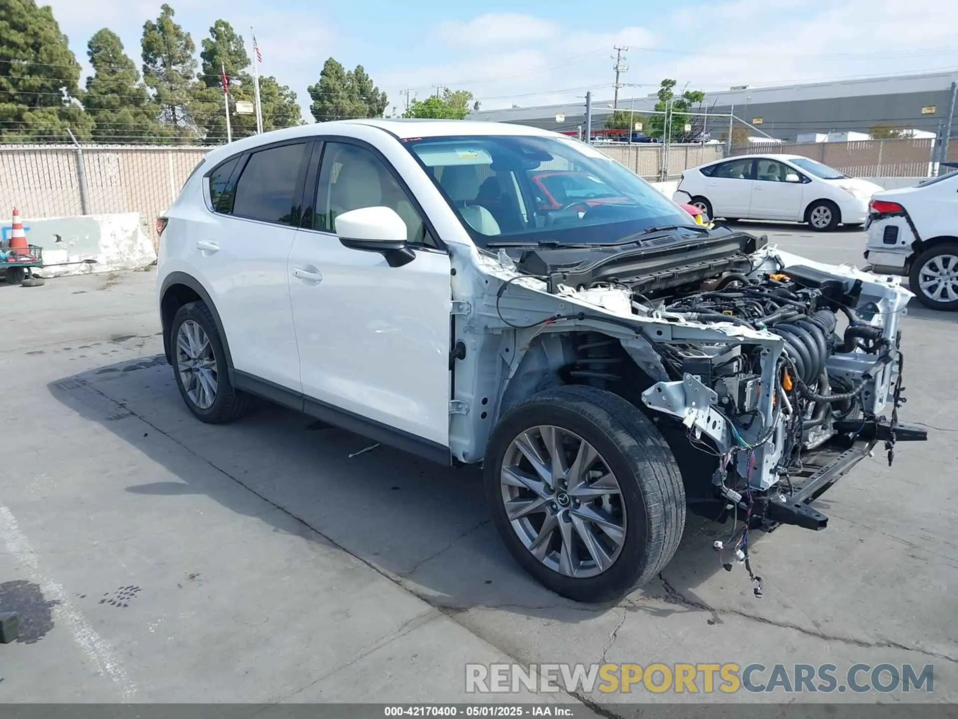 1 Photograph of a damaged car JM3KFADM0L0859059 MAZDA CX-5 2020