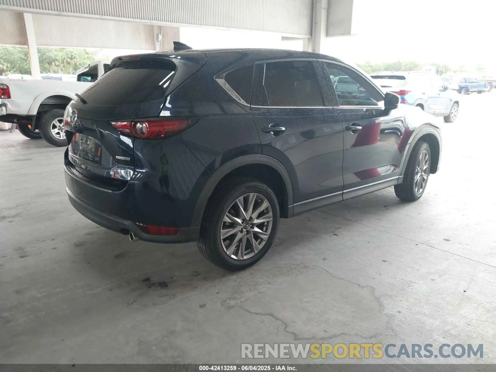 4 Photograph of a damaged car JM3KFADM0L1824127 MAZDA CX-5 2020