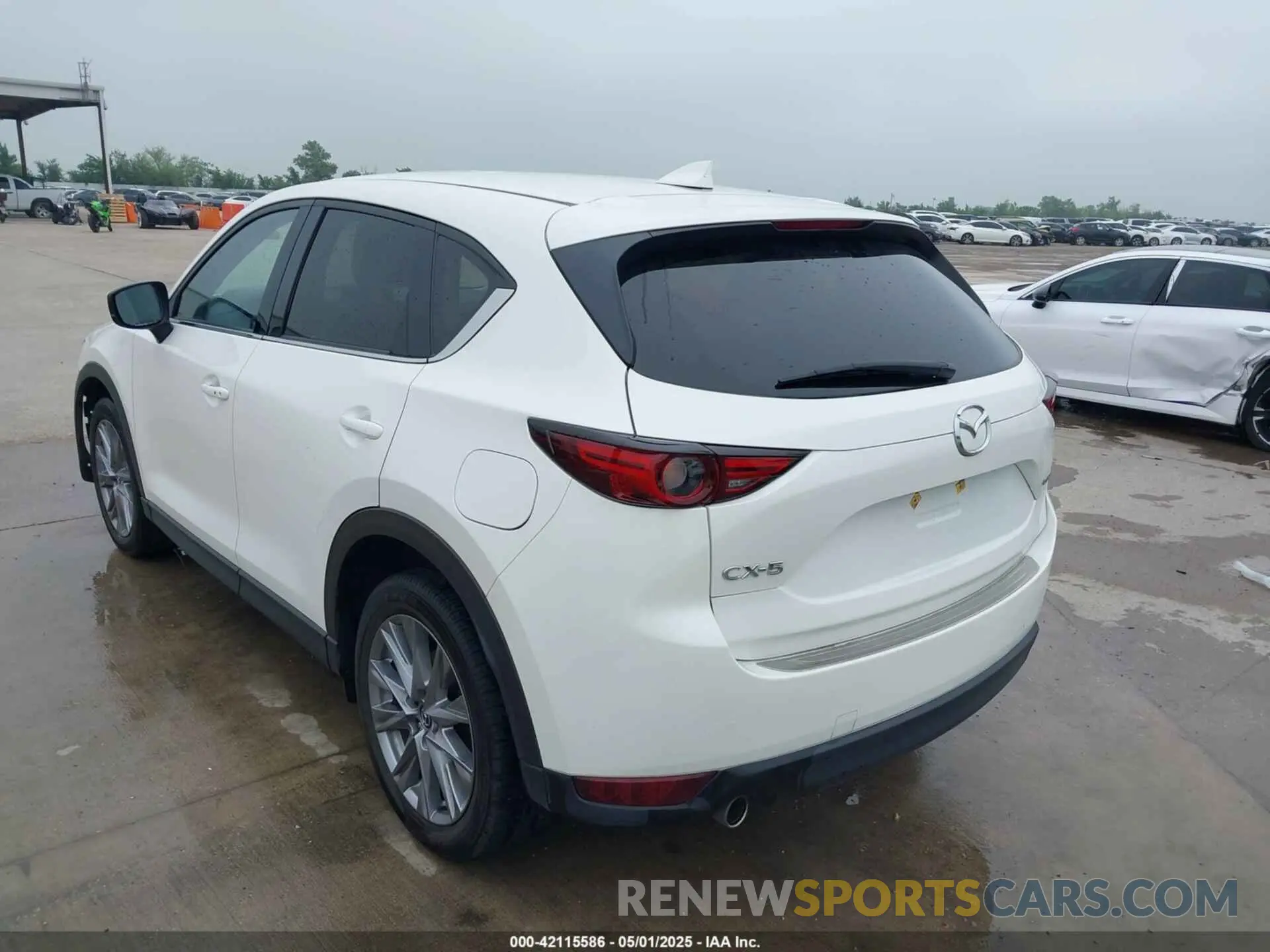 3 Photograph of a damaged car JM3KFADM0L1861730 MAZDA CX-5 2020