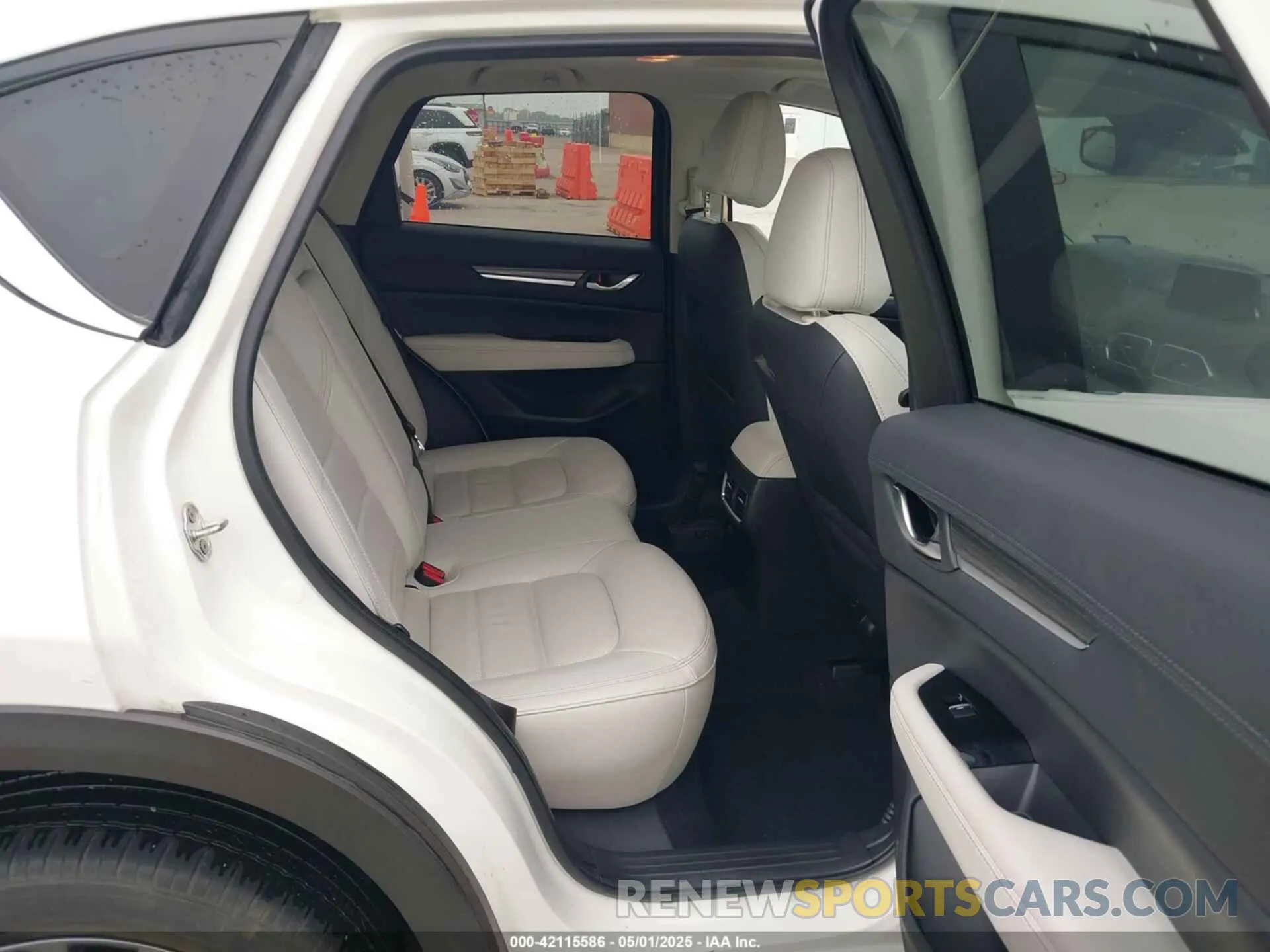 8 Photograph of a damaged car JM3KFADM0L1861730 MAZDA CX-5 2020