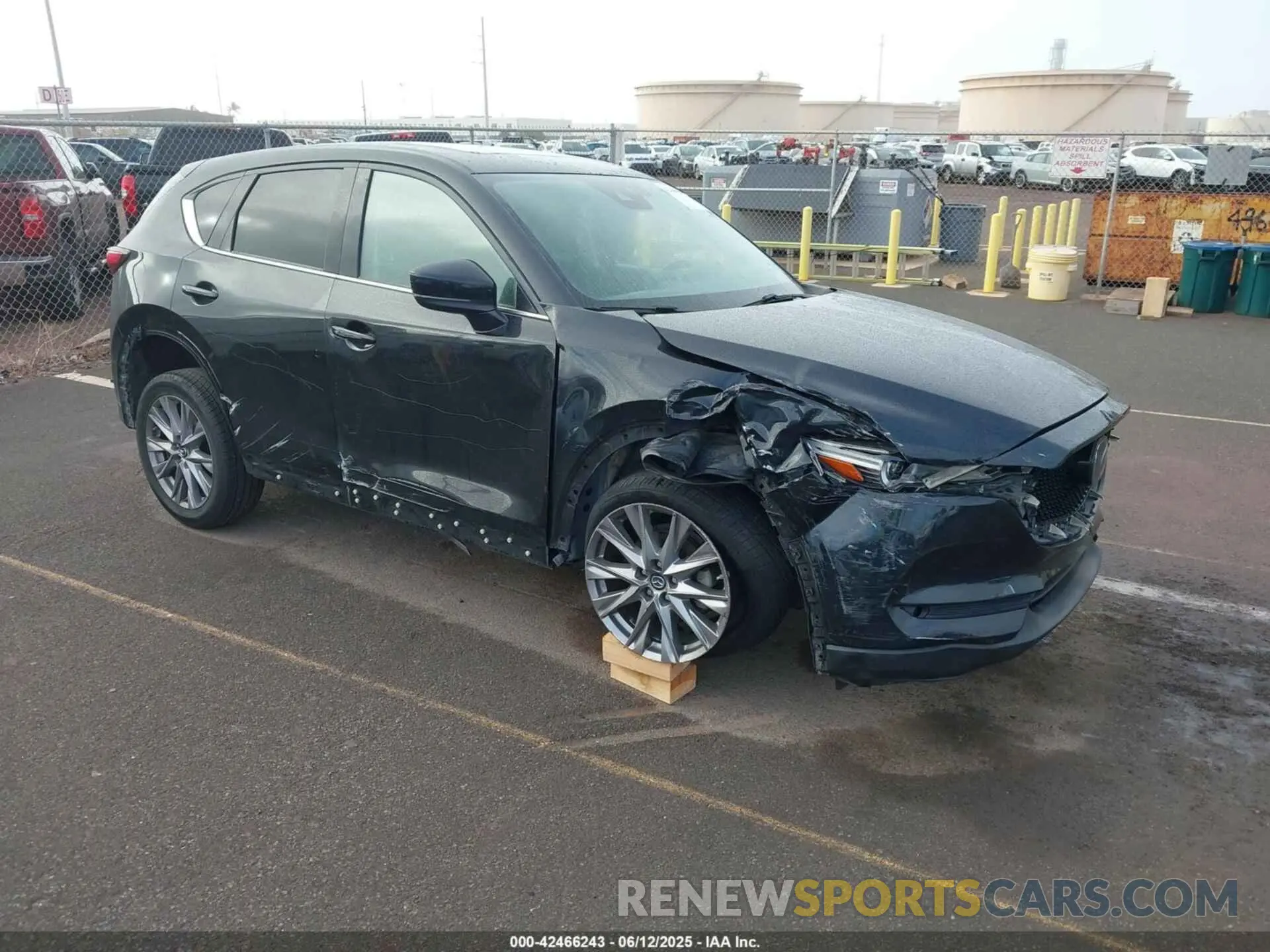 1 Photograph of a damaged car JM3KFADM2L0732104 MAZDA CX-5 2020