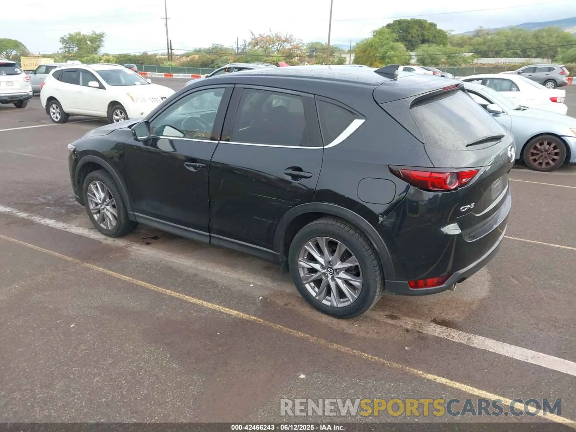 3 Photograph of a damaged car JM3KFADM2L0732104 MAZDA CX-5 2020