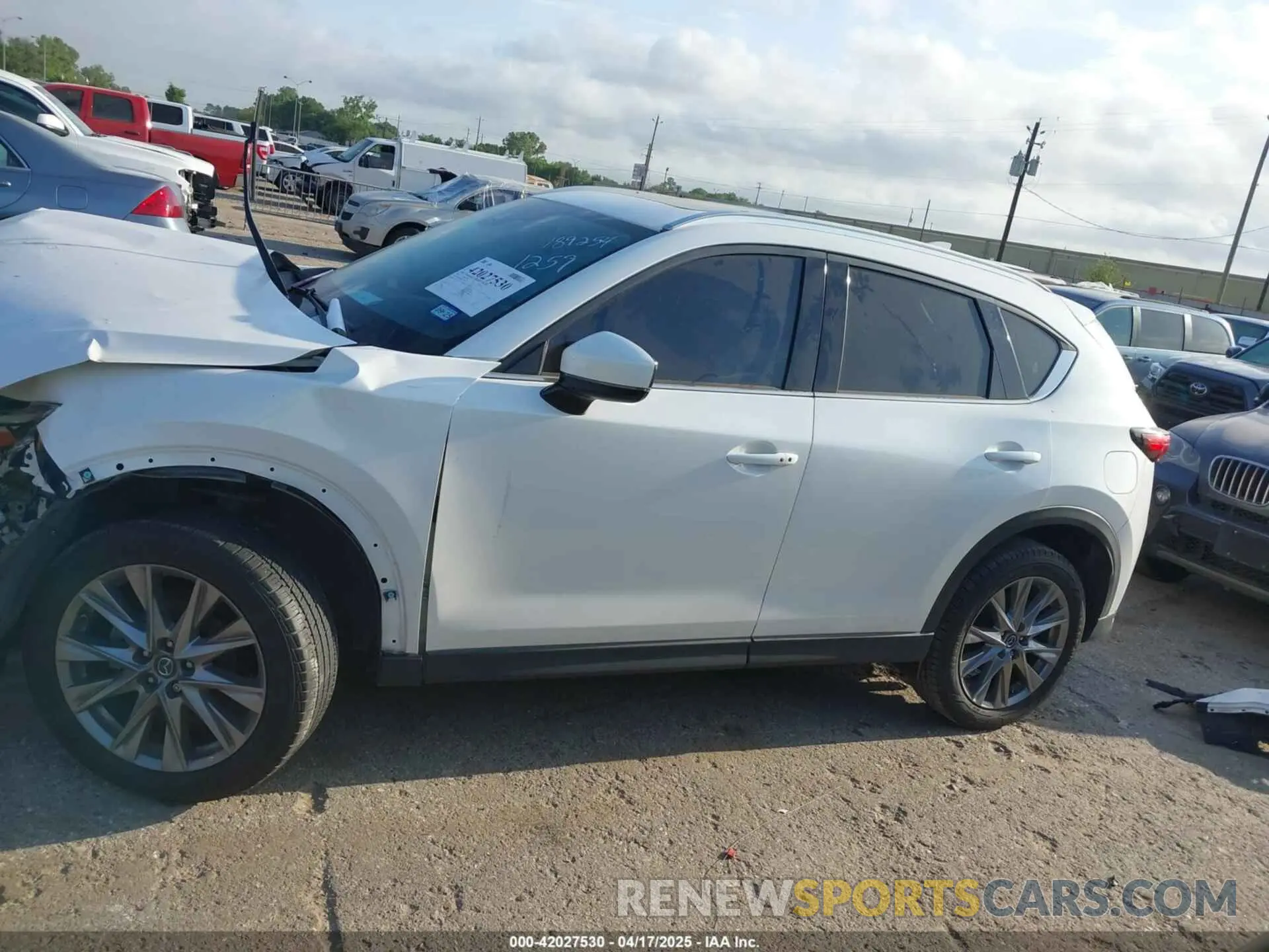 15 Photograph of a damaged car JM3KFADM4L0760695 MAZDA CX-5 2020