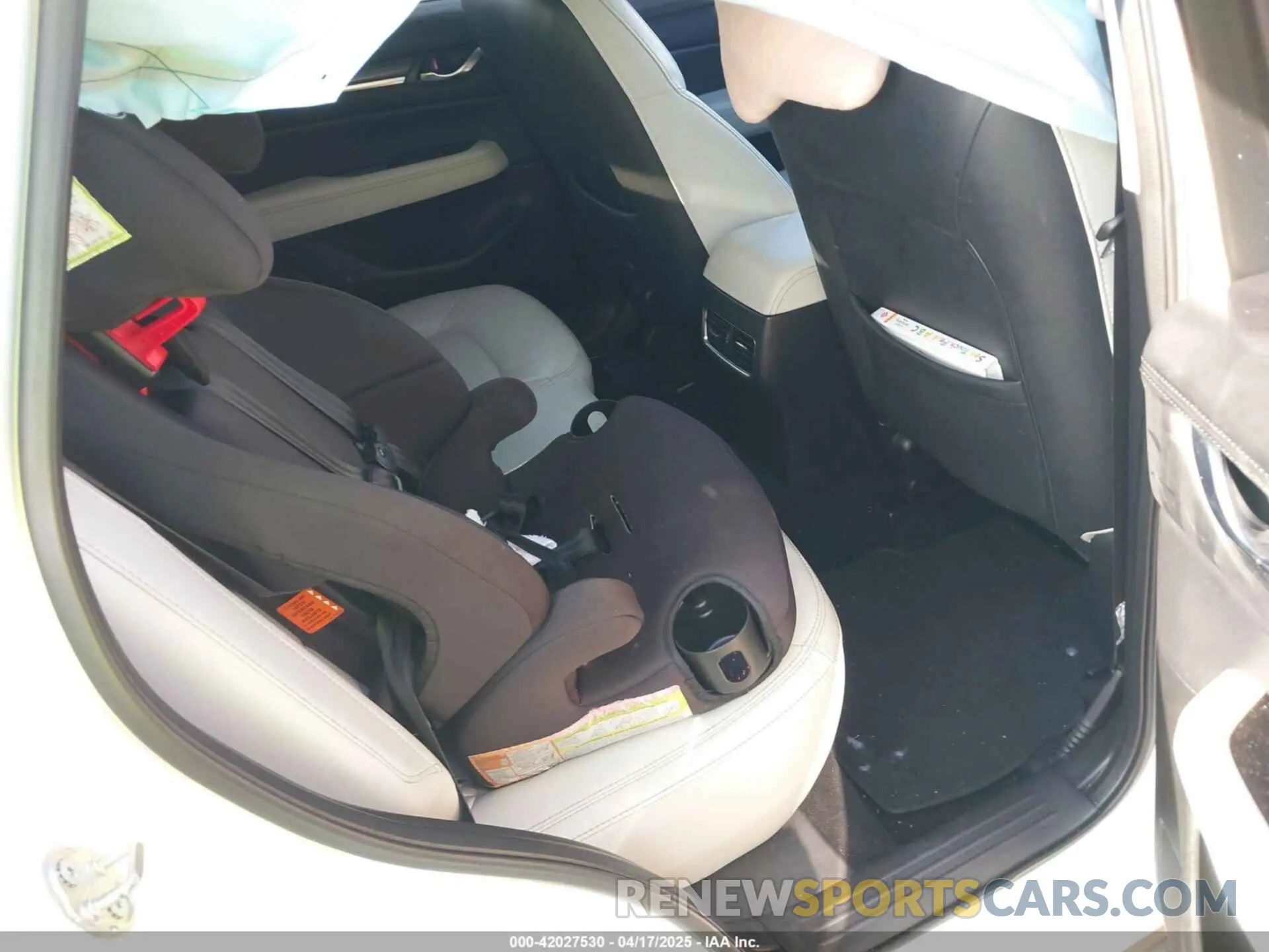 8 Photograph of a damaged car JM3KFADM4L0760695 MAZDA CX-5 2020