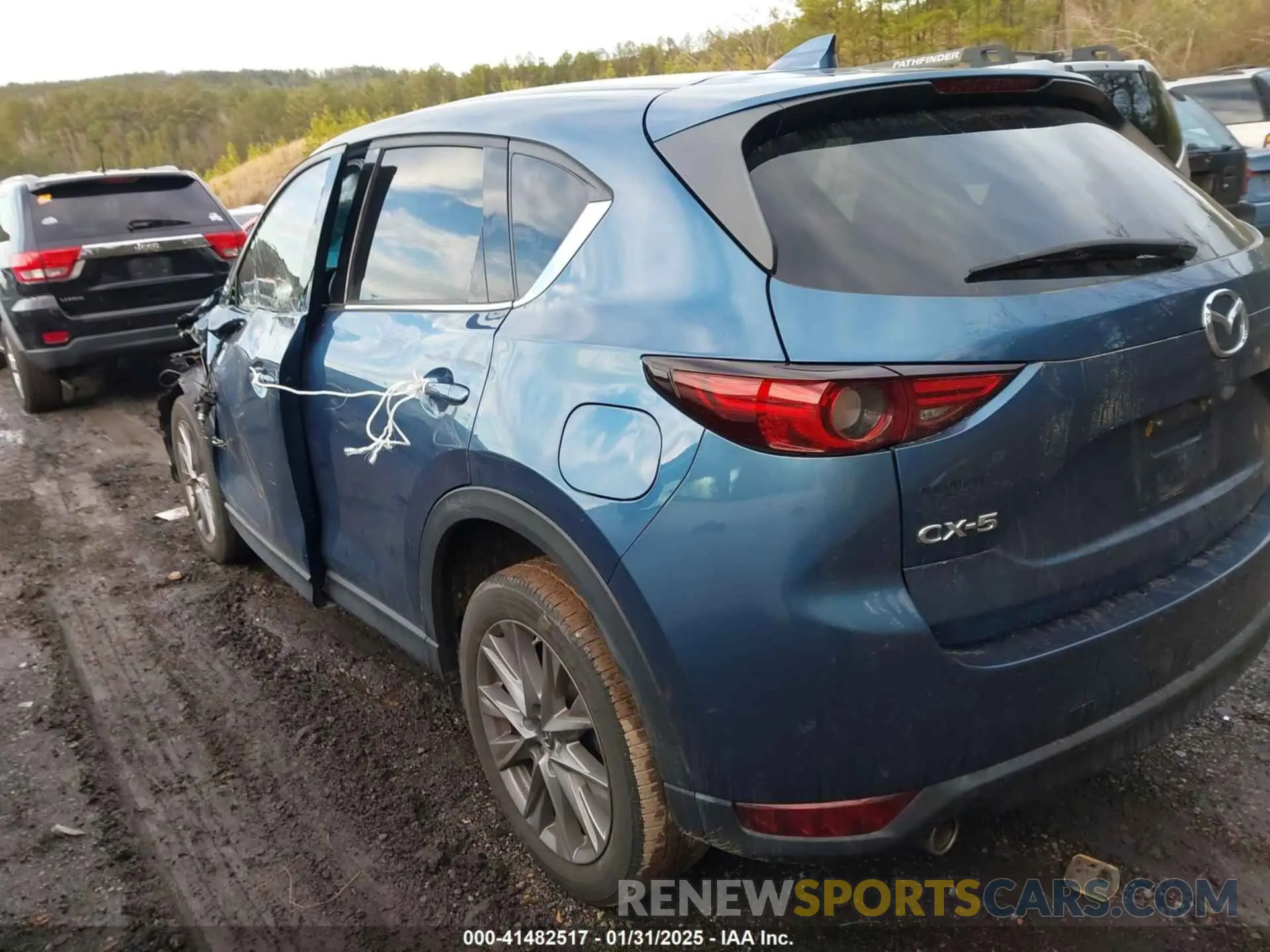 3 Photograph of a damaged car JM3KFADM4L0827733 MAZDA CX-5 2020
