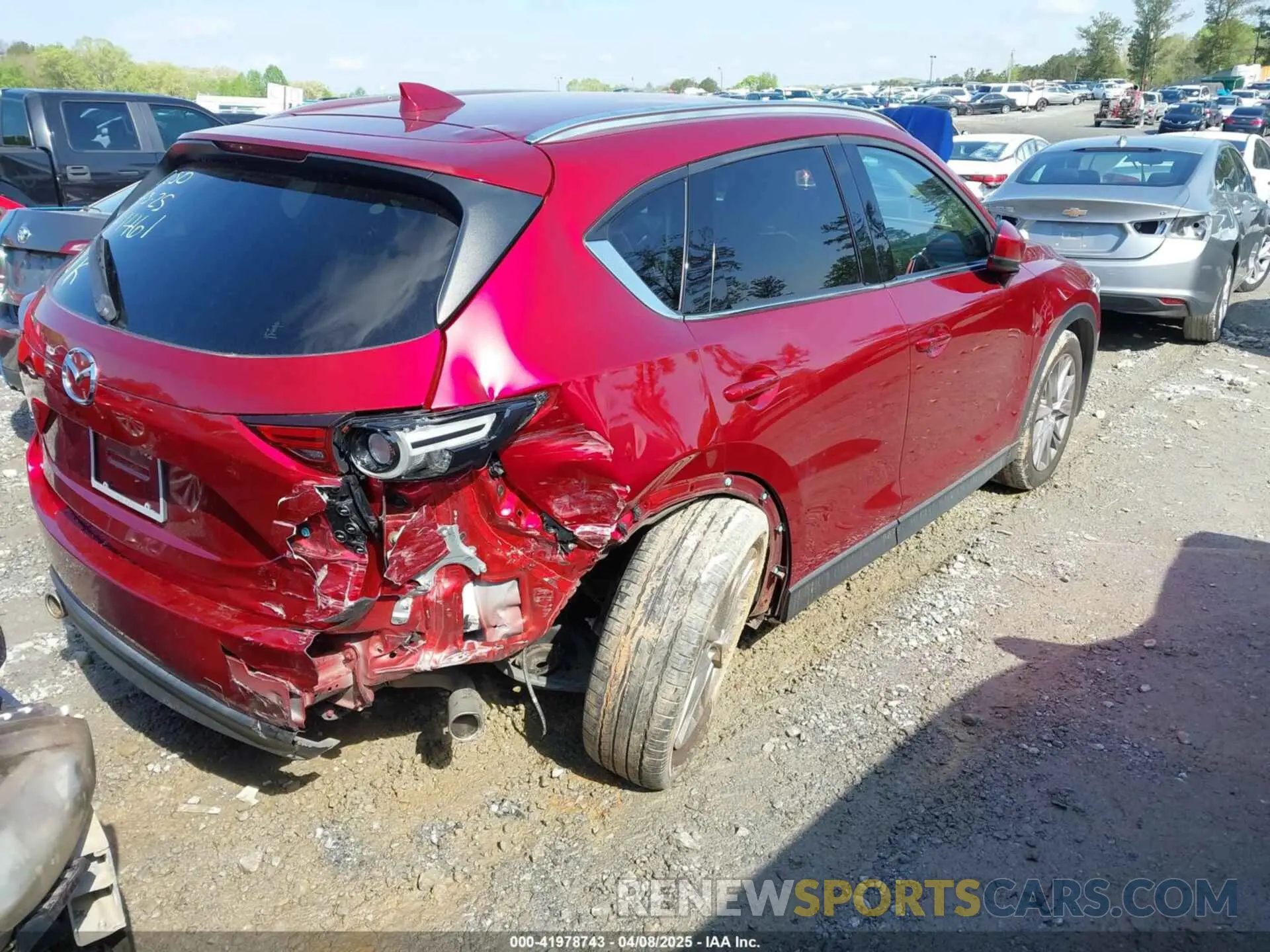 4 Photograph of a damaged car JM3KFADM6L0831461 MAZDA CX-5 2020
