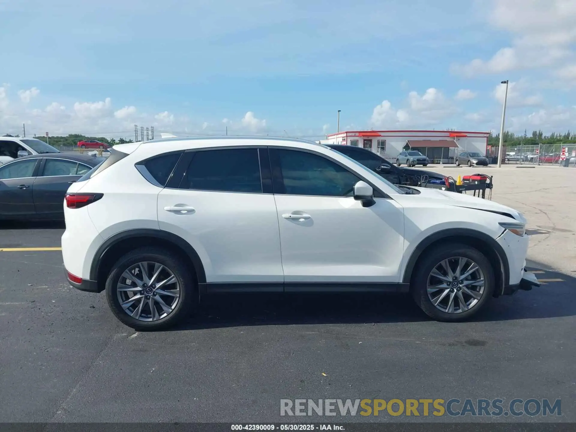 13 Photograph of a damaged car JM3KFADM7L0815043 MAZDA CX-5 2020