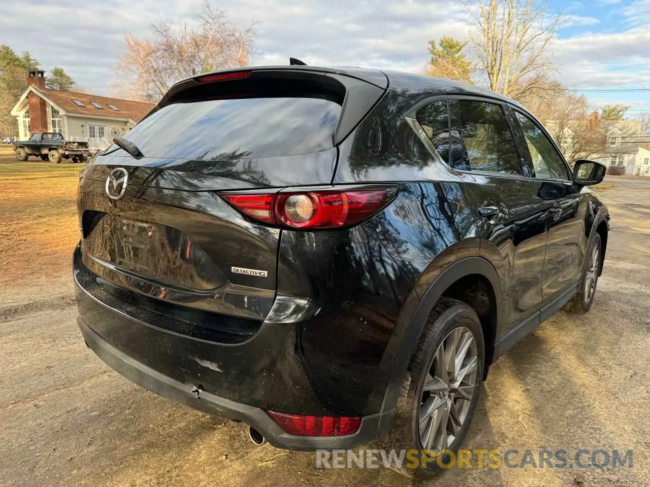 4 Photograph of a damaged car JM3KFADM8L0785373 MAZDA CX-5 2020