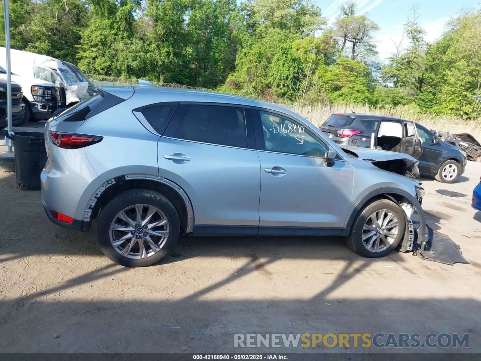 13 Photograph of a damaged car JM3KFADM9L0738837 MAZDA CX-5 2020