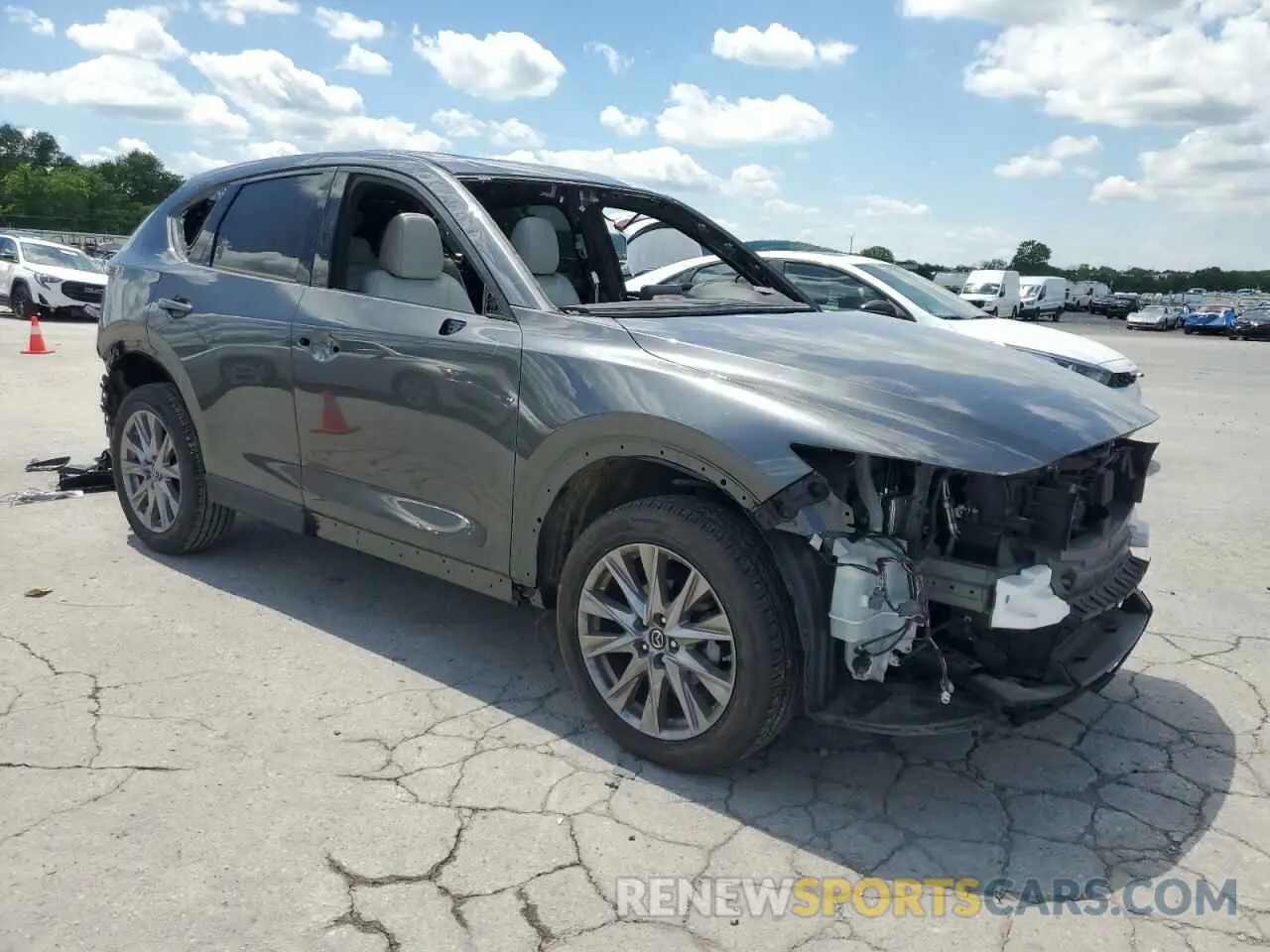 4 Photograph of a damaged car JM3KFADM9L0767772 MAZDA CX-5 2020