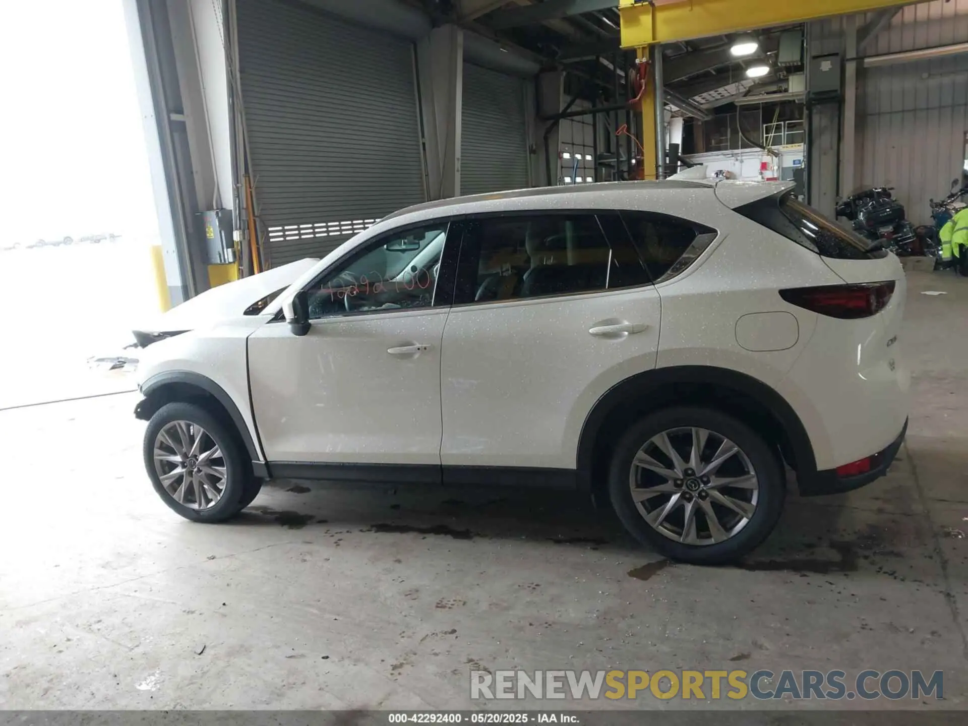 14 Photograph of a damaged car JM3KFADMXL0742038 MAZDA CX-5 2020