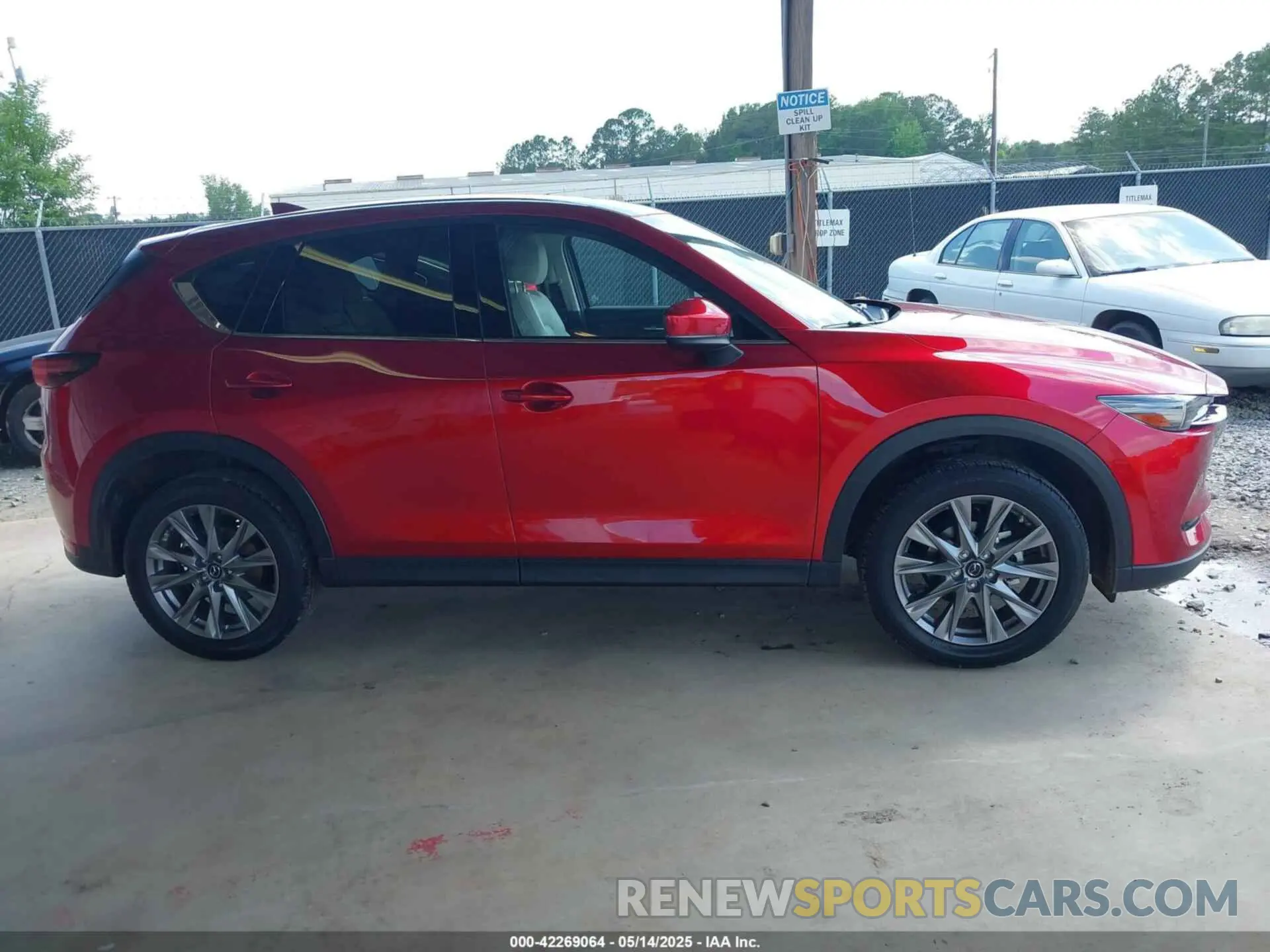 13 Photograph of a damaged car JM3KFADMXL0827557 MAZDA CX-5 2020