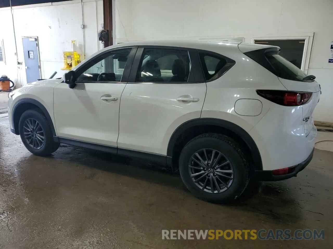 2 Photograph of a damaged car JM3KFBBM0L0720347 MAZDA CX-5 2020