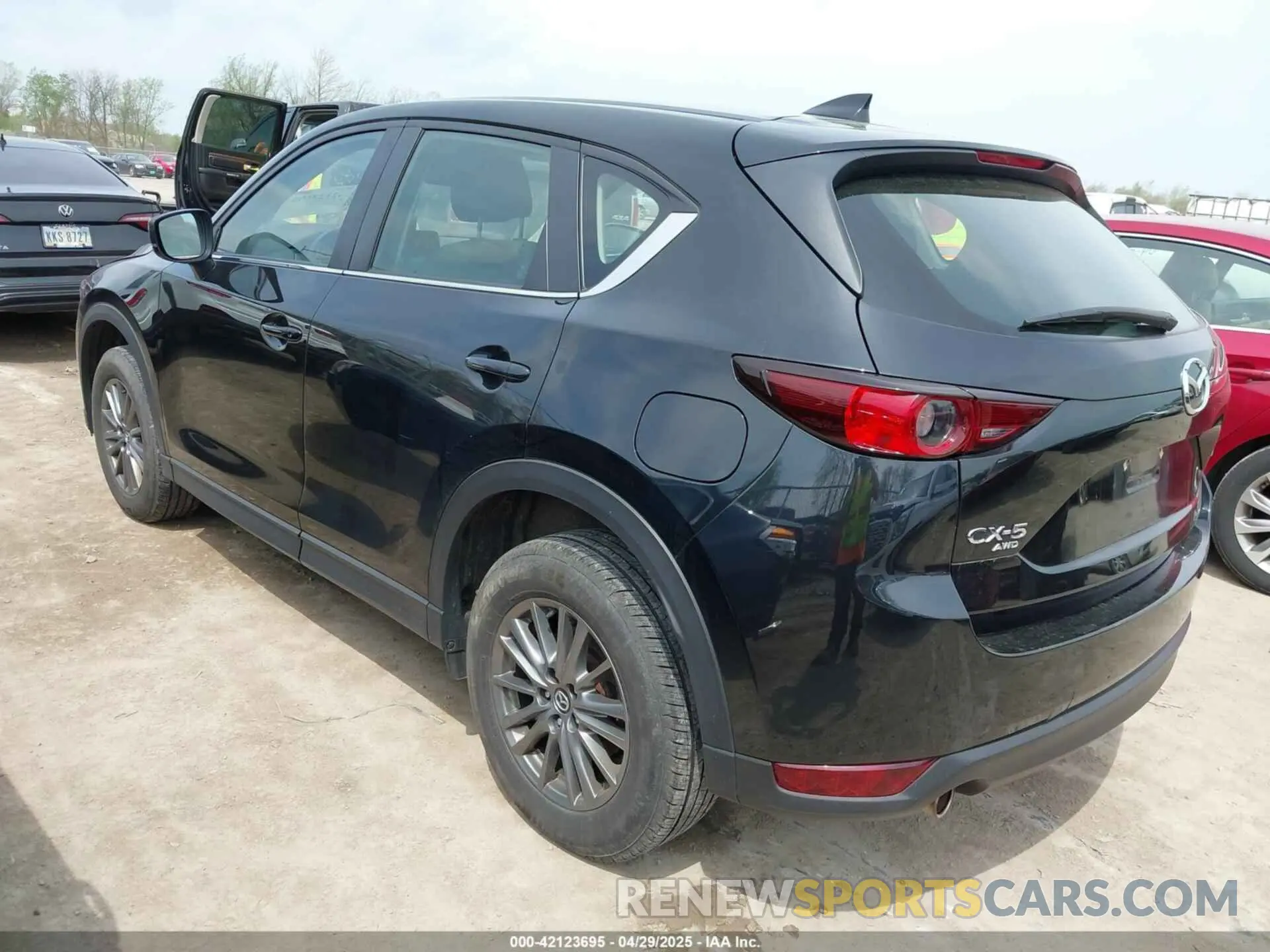 3 Photograph of a damaged car JM3KFBBM3L0860604 MAZDA CX-5 2020