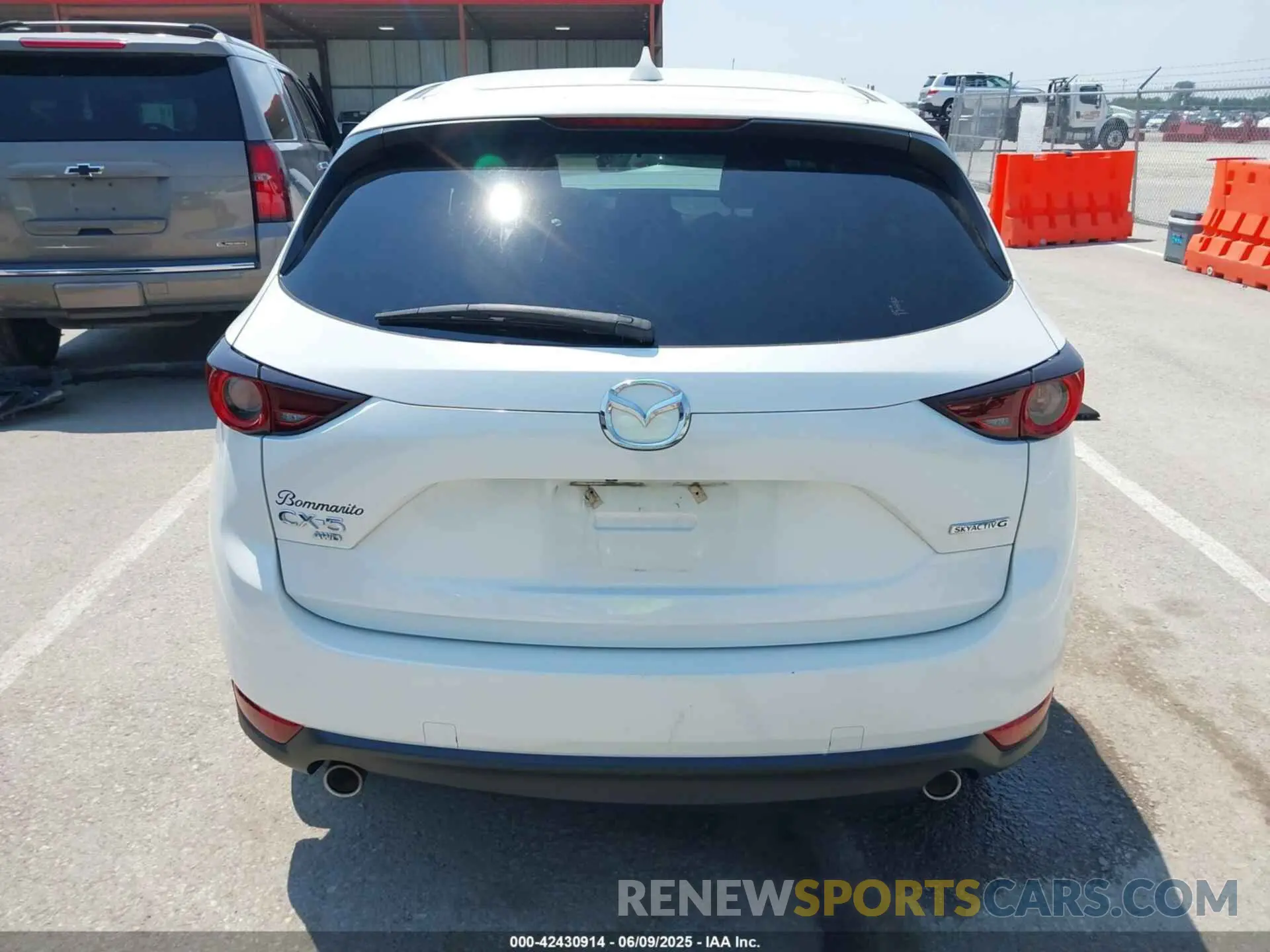 16 Photograph of a damaged car JM3KFBCM0L0749345 MAZDA CX-5 2020