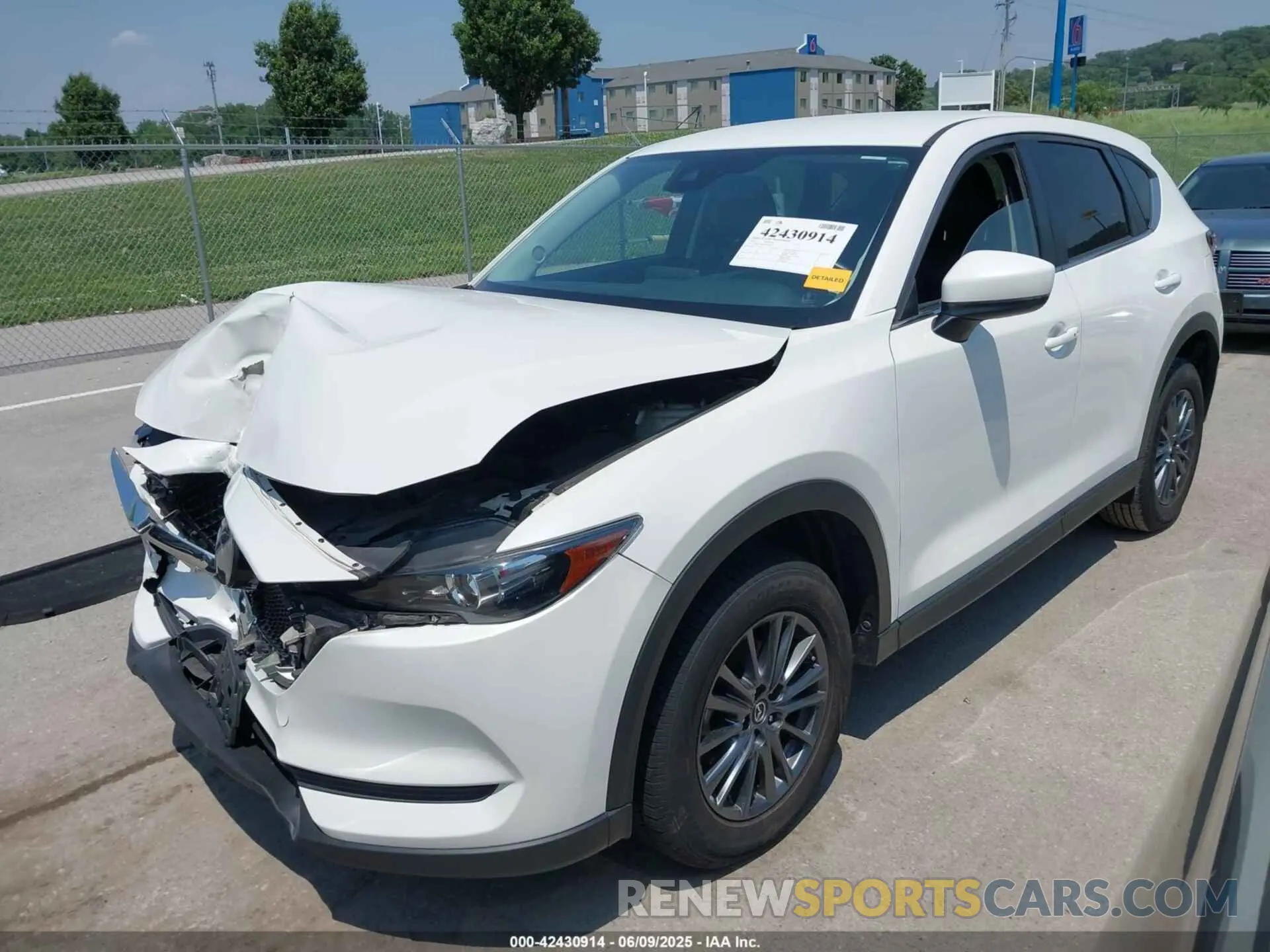 2 Photograph of a damaged car JM3KFBCM0L0749345 MAZDA CX-5 2020